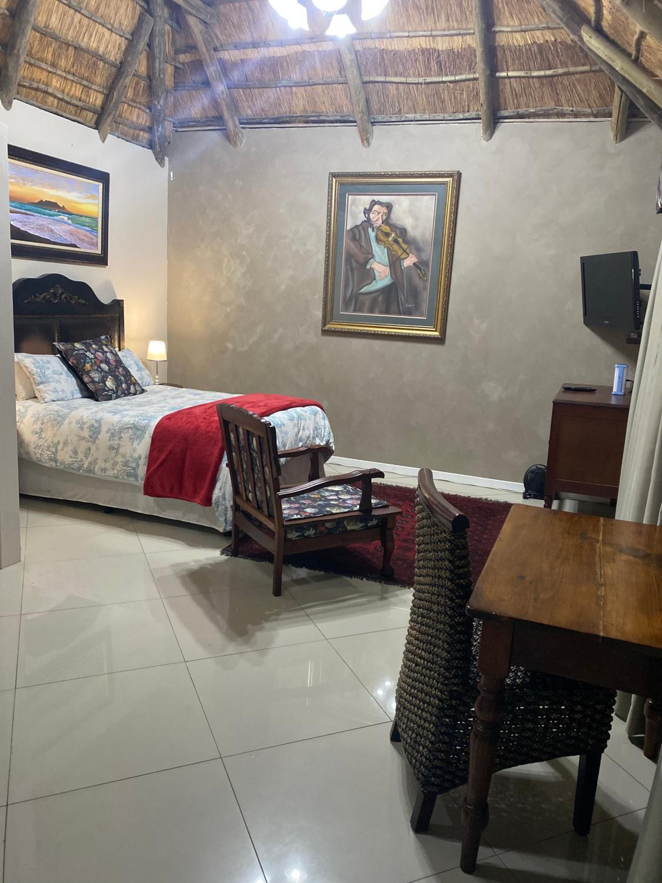 Classic Double Room - Photo 11