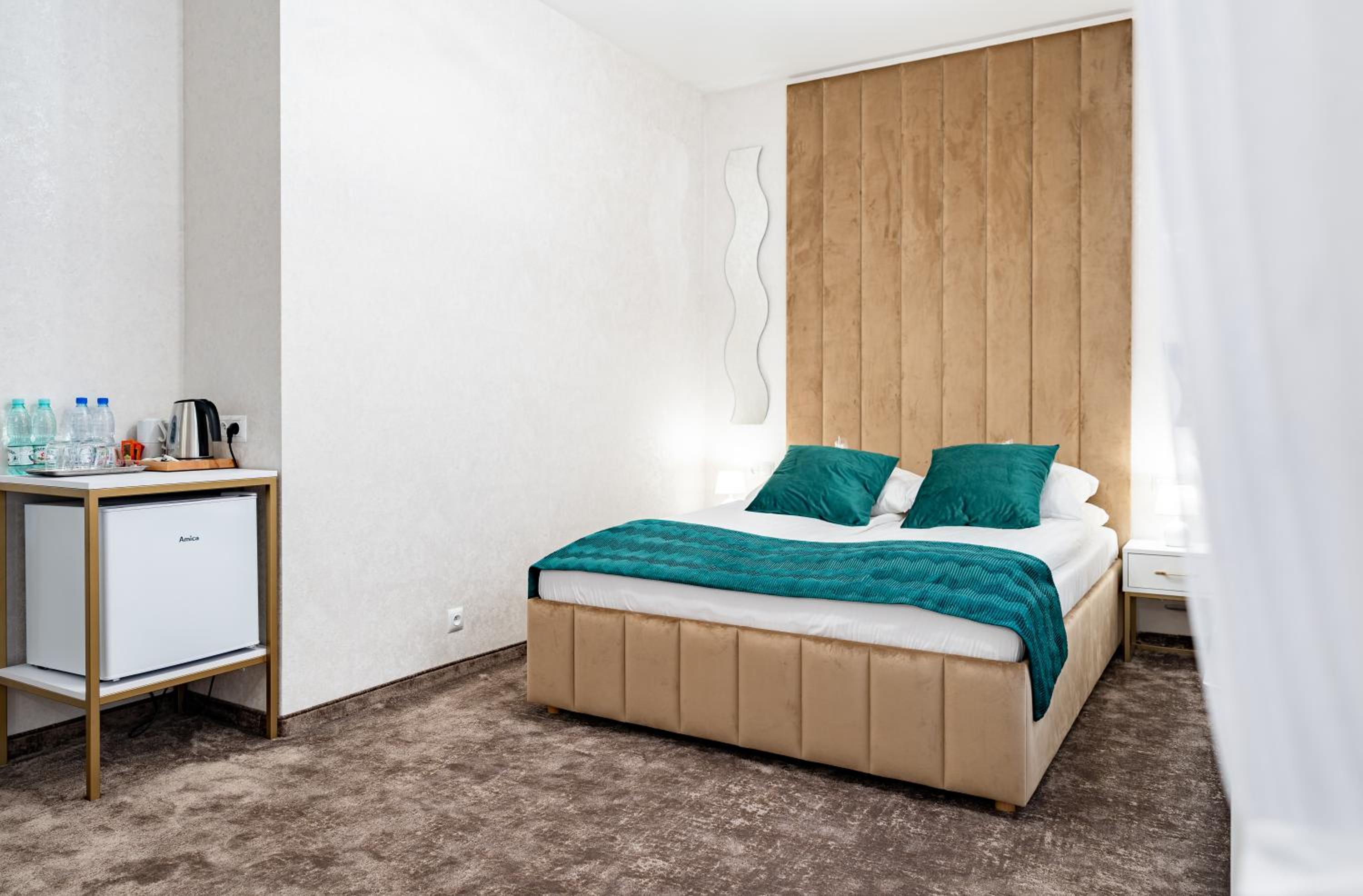 Family Studio - Photo 11