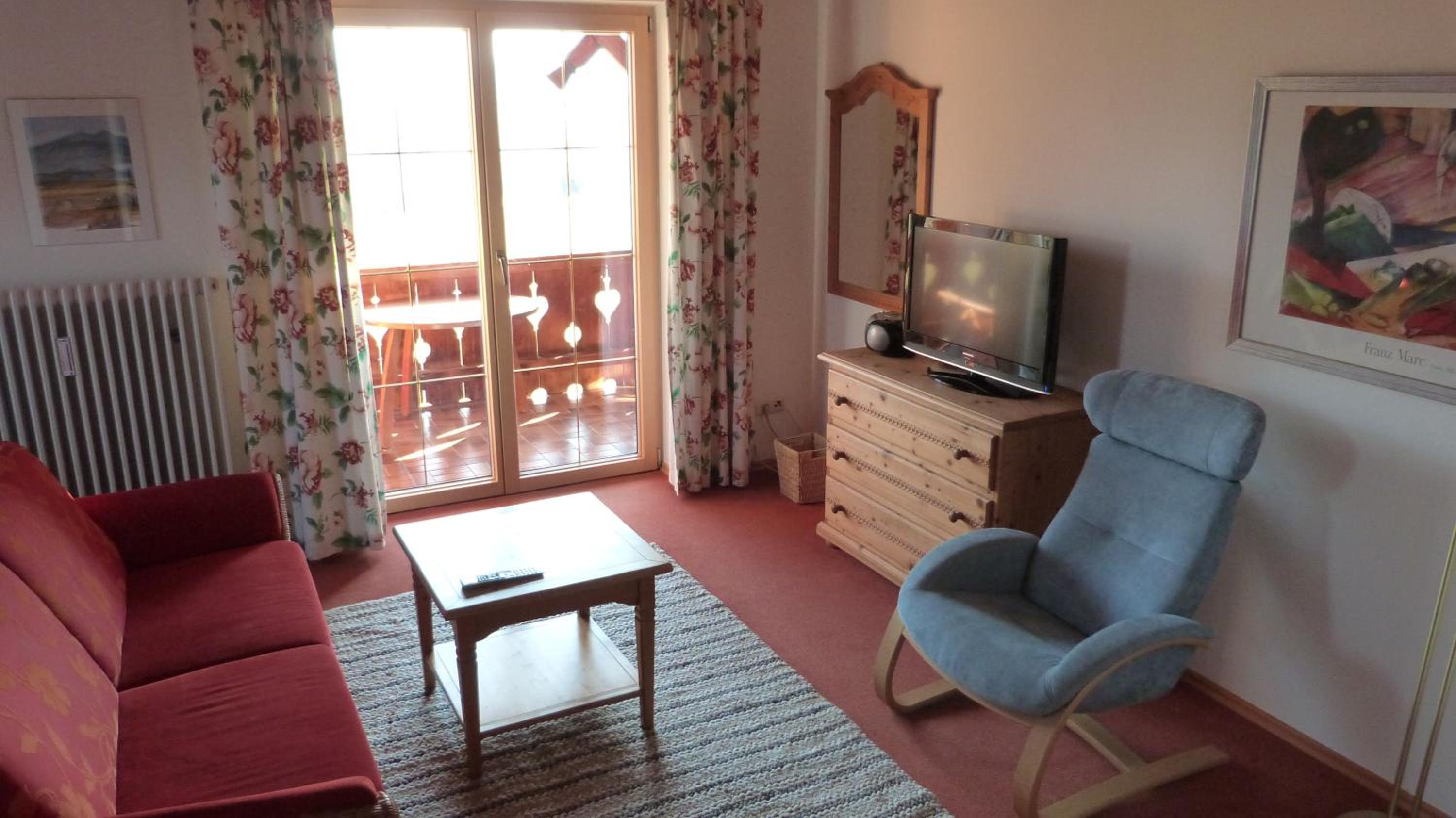 Apartment with Mountain View photo 1