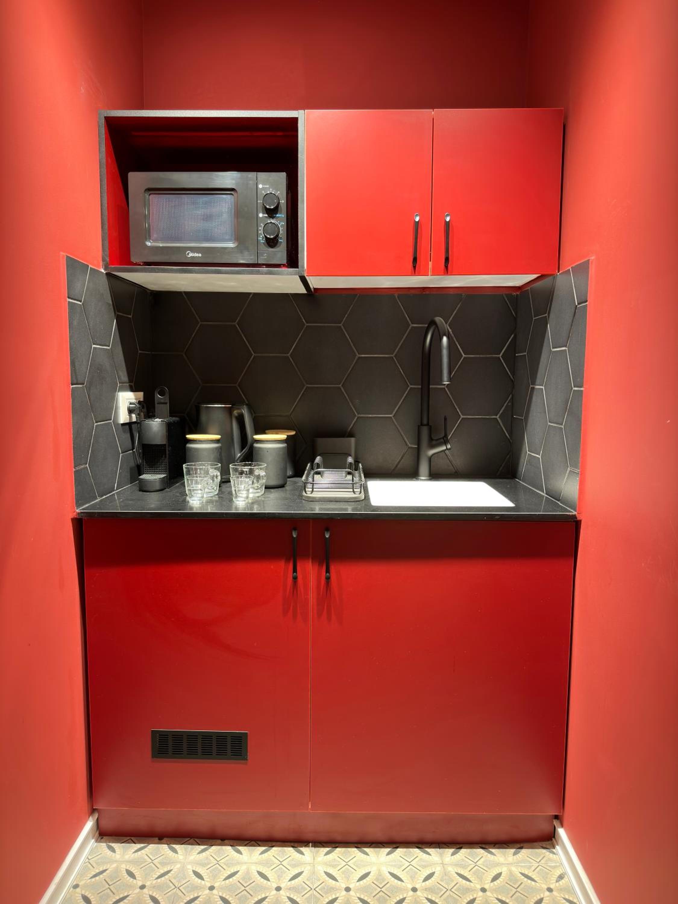 King Suite - Photo 6