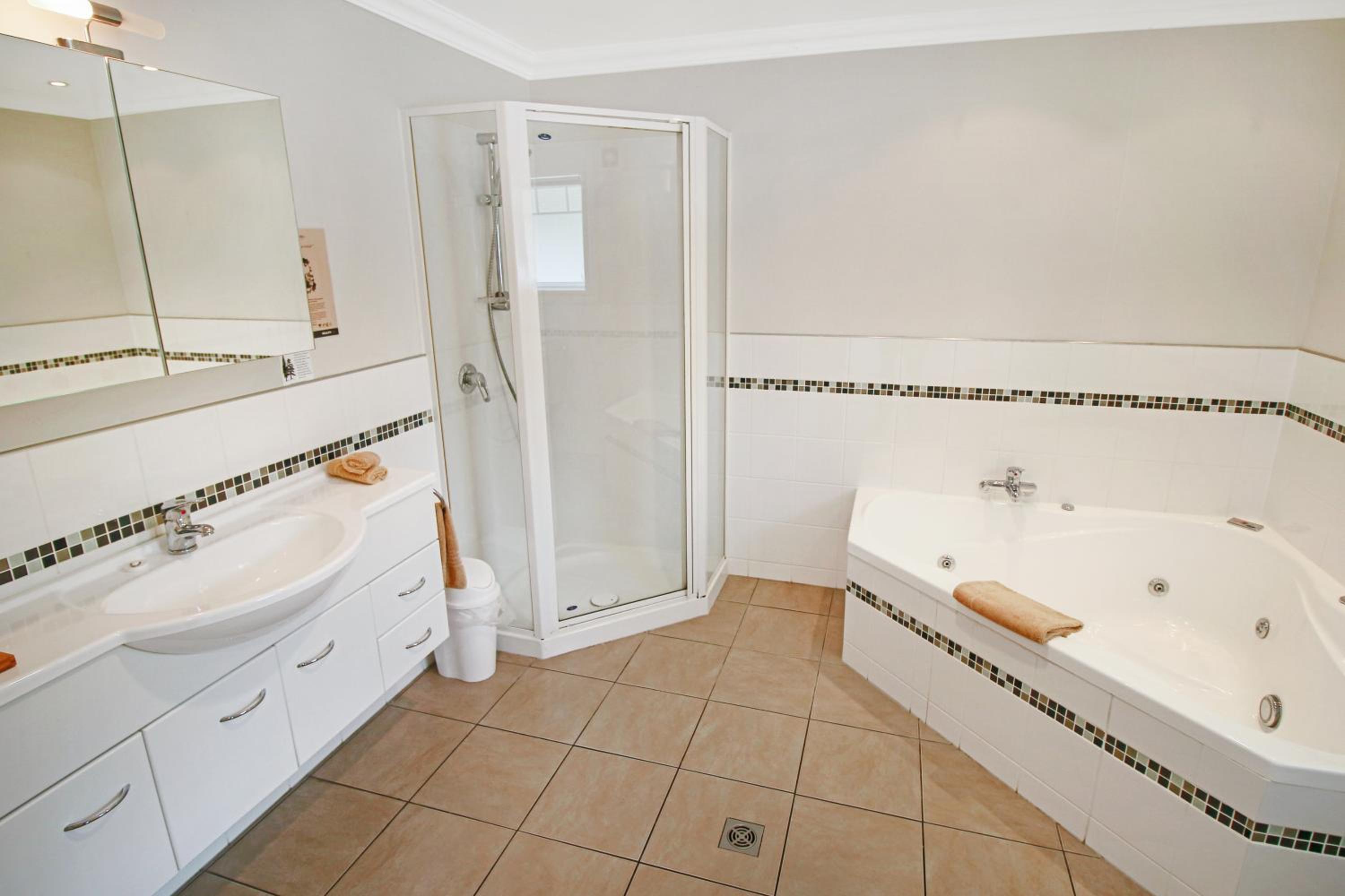 Deluxe Spa Studio - Photo 8