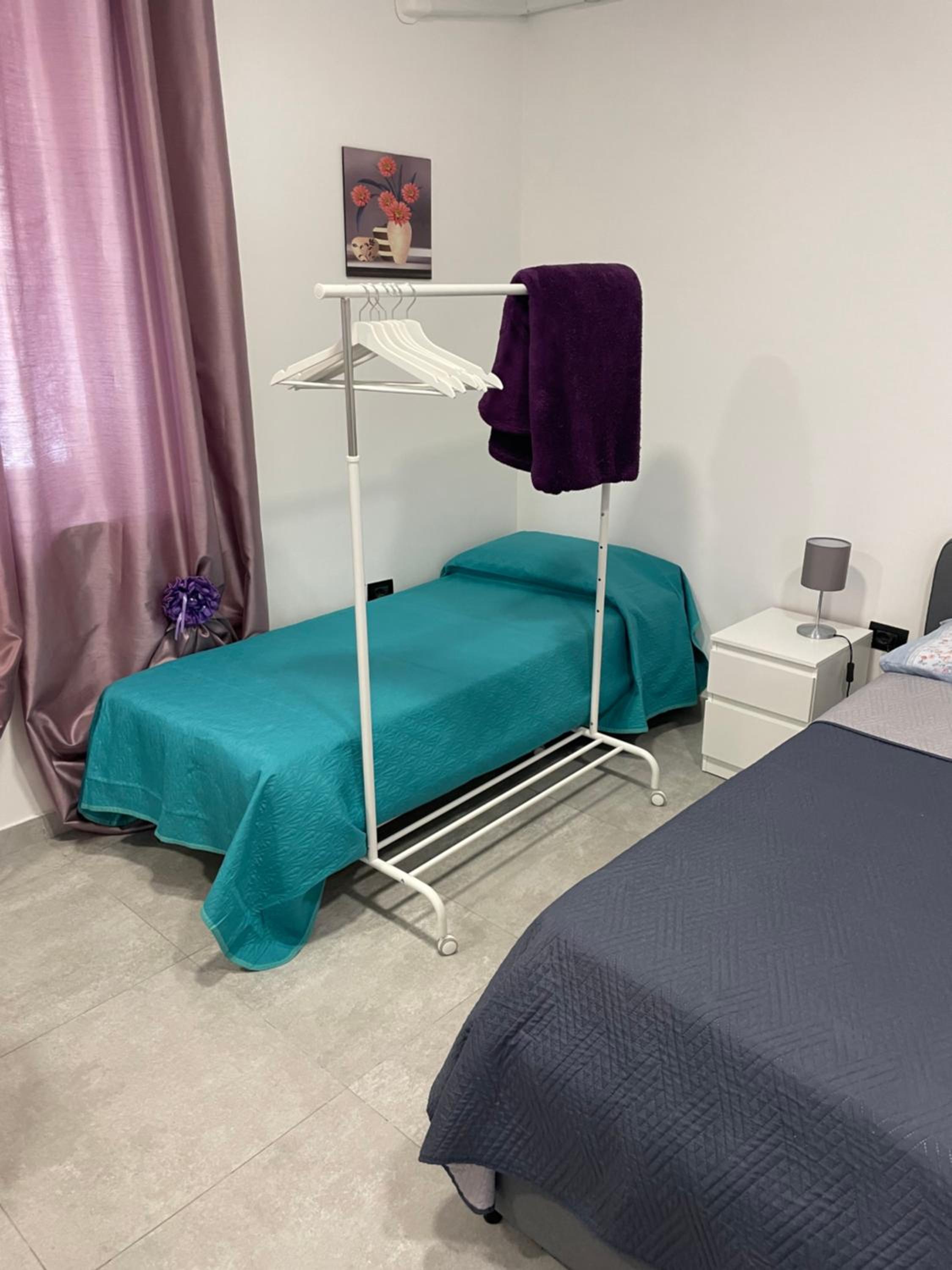 Standard Double Room - Photo 11