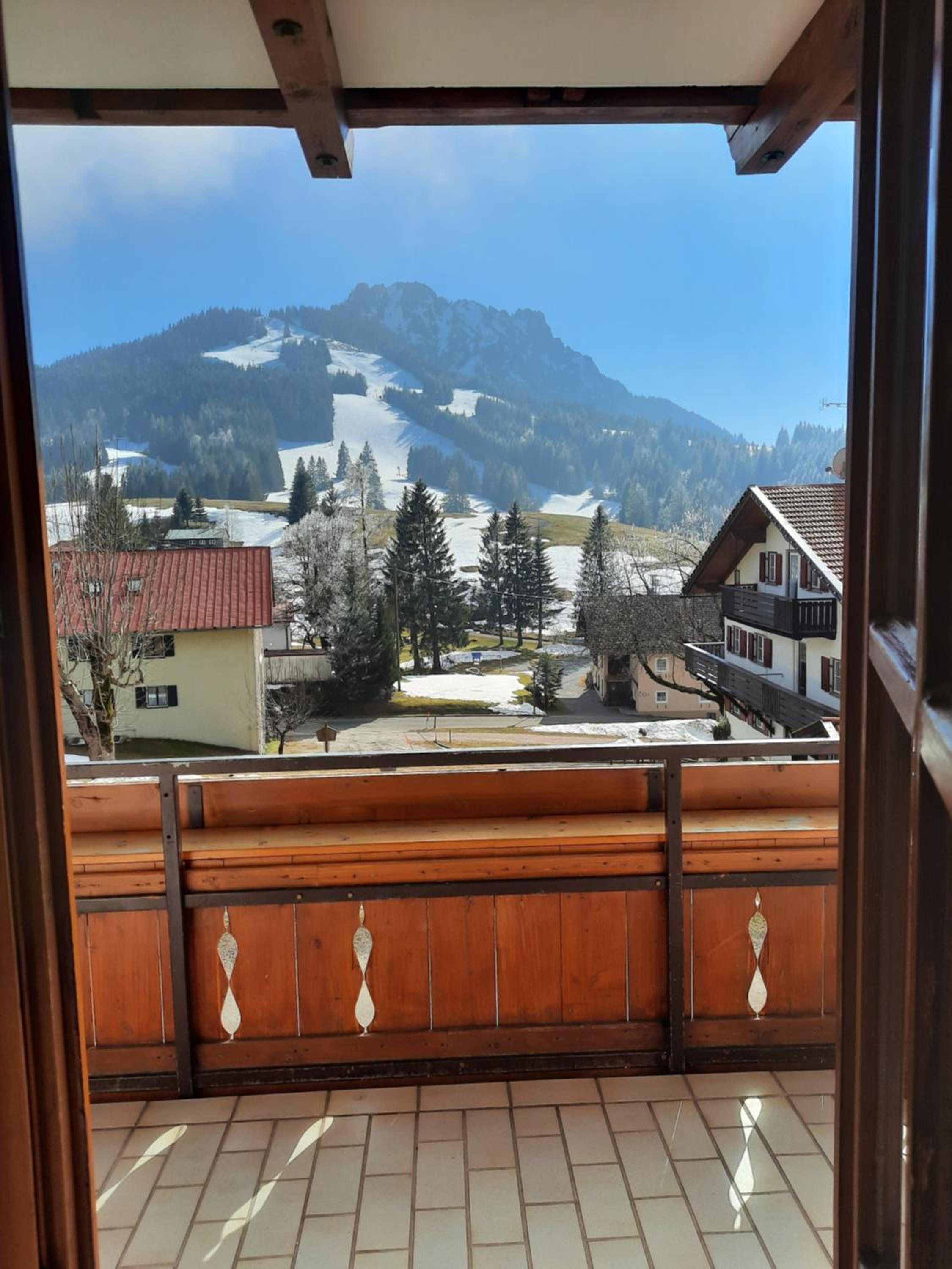 Apartment with Mountain View photo 1