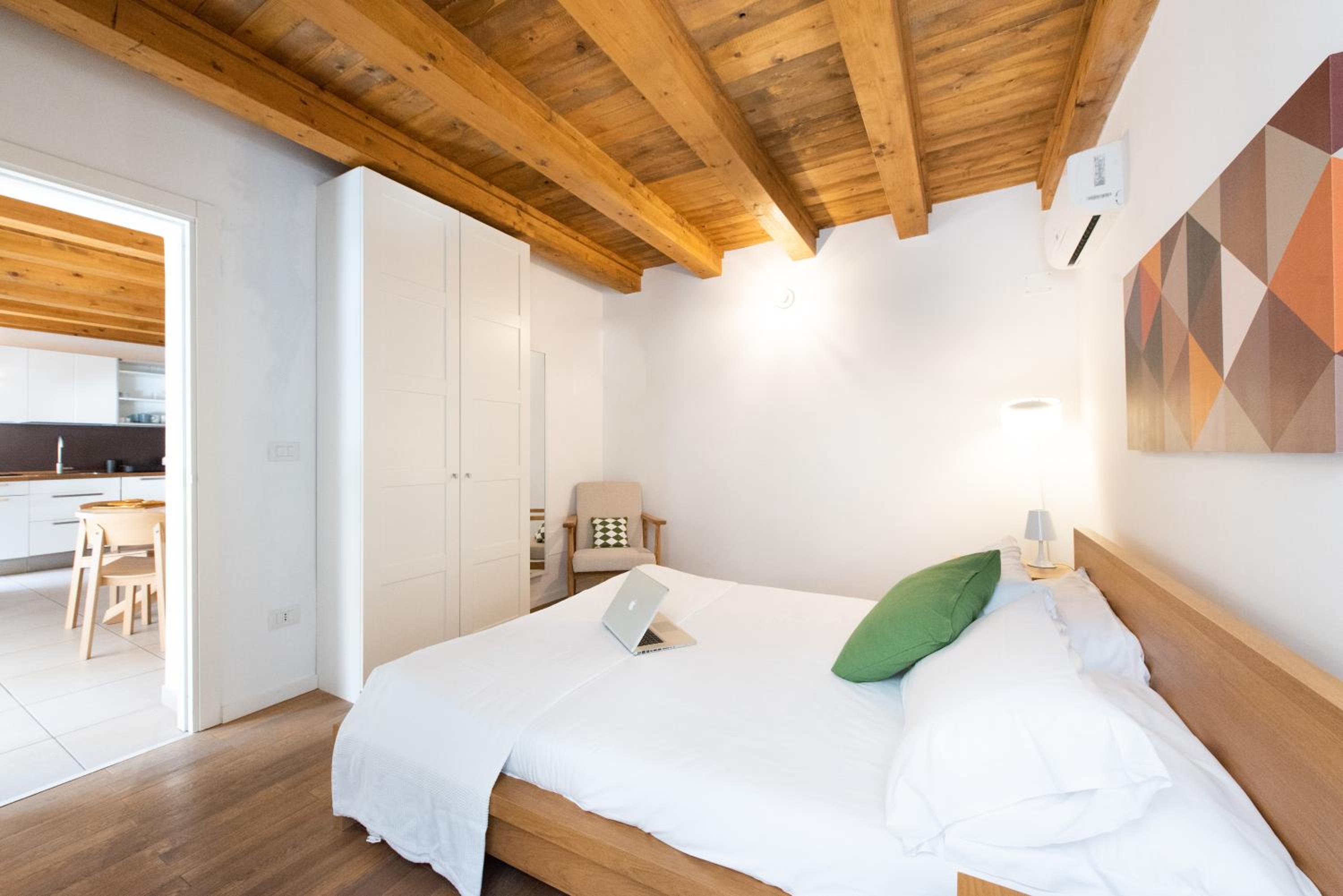 Two-Bedroom Apartment - Photo 16