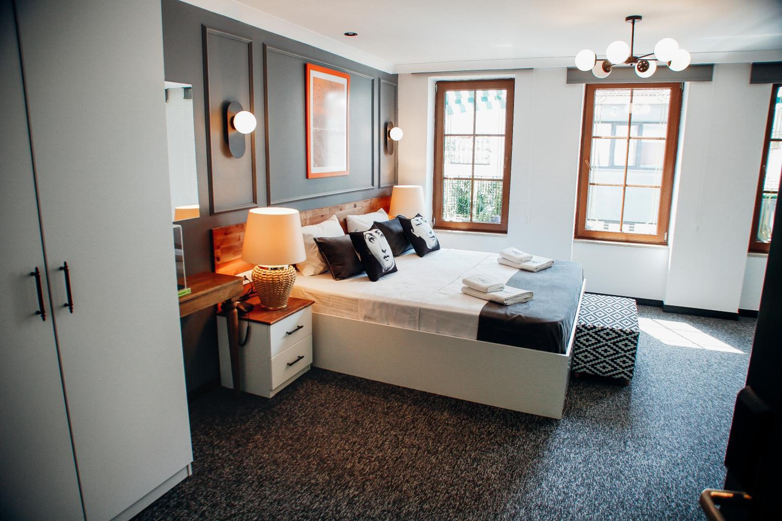 Deluxe Queen Room photo 2