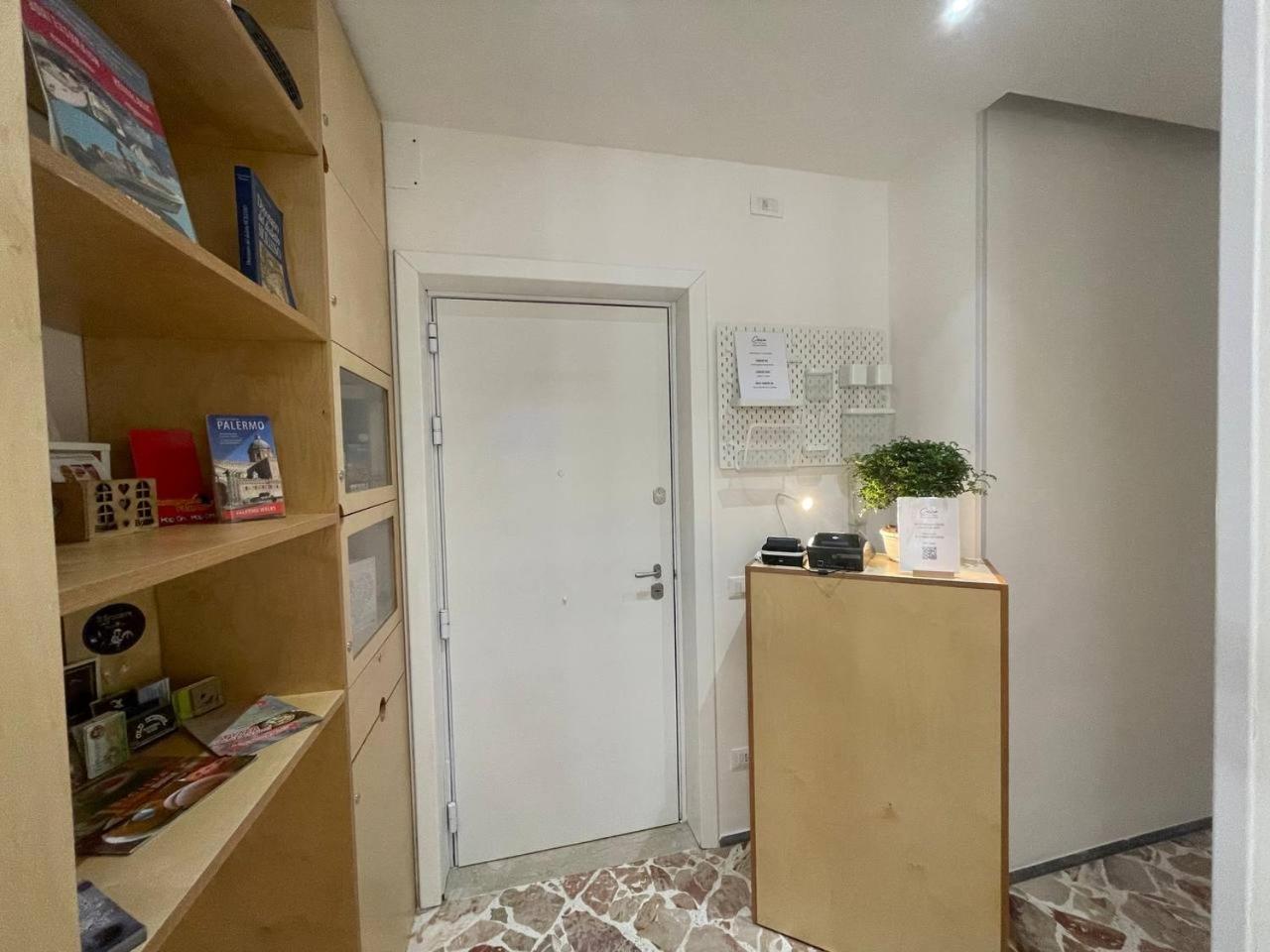 Deluxe Double Room with Balcony and Sea View photo 1