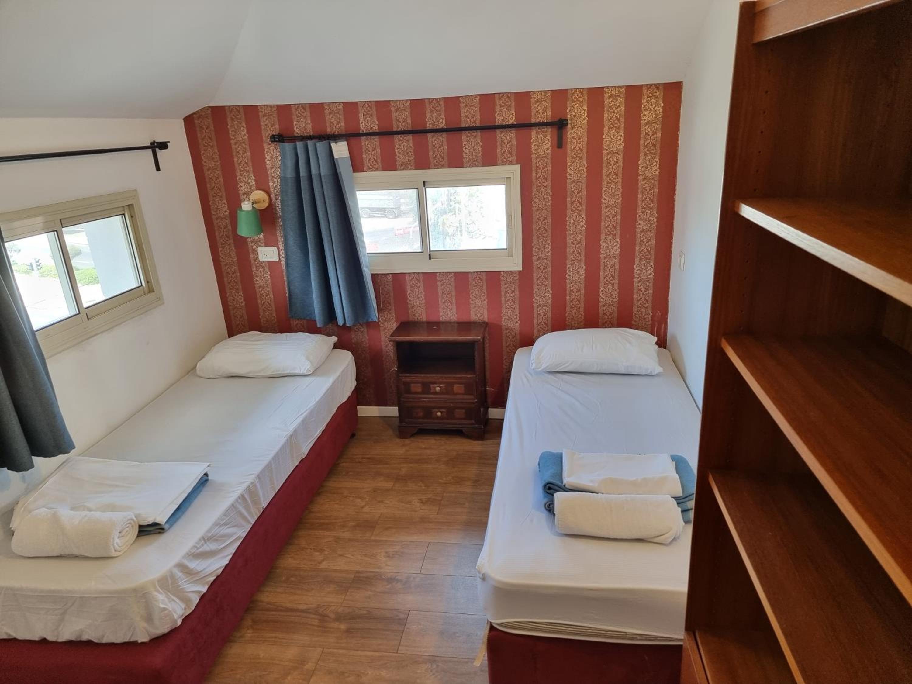 Economy Twin Room