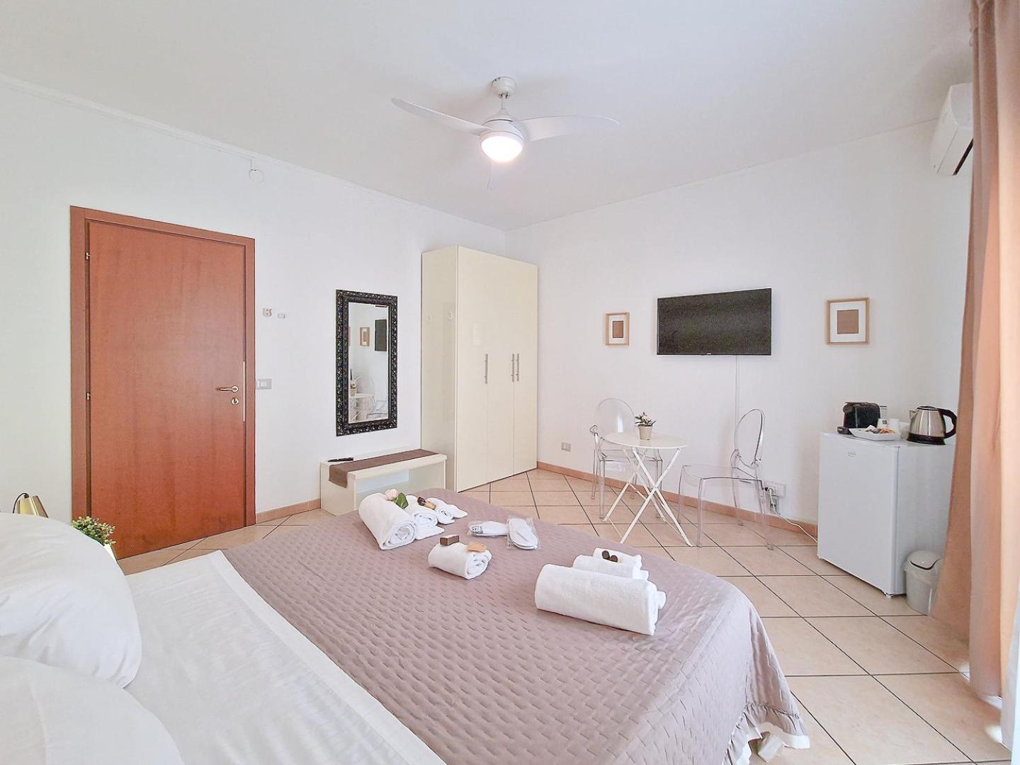Apartment - Photo 4