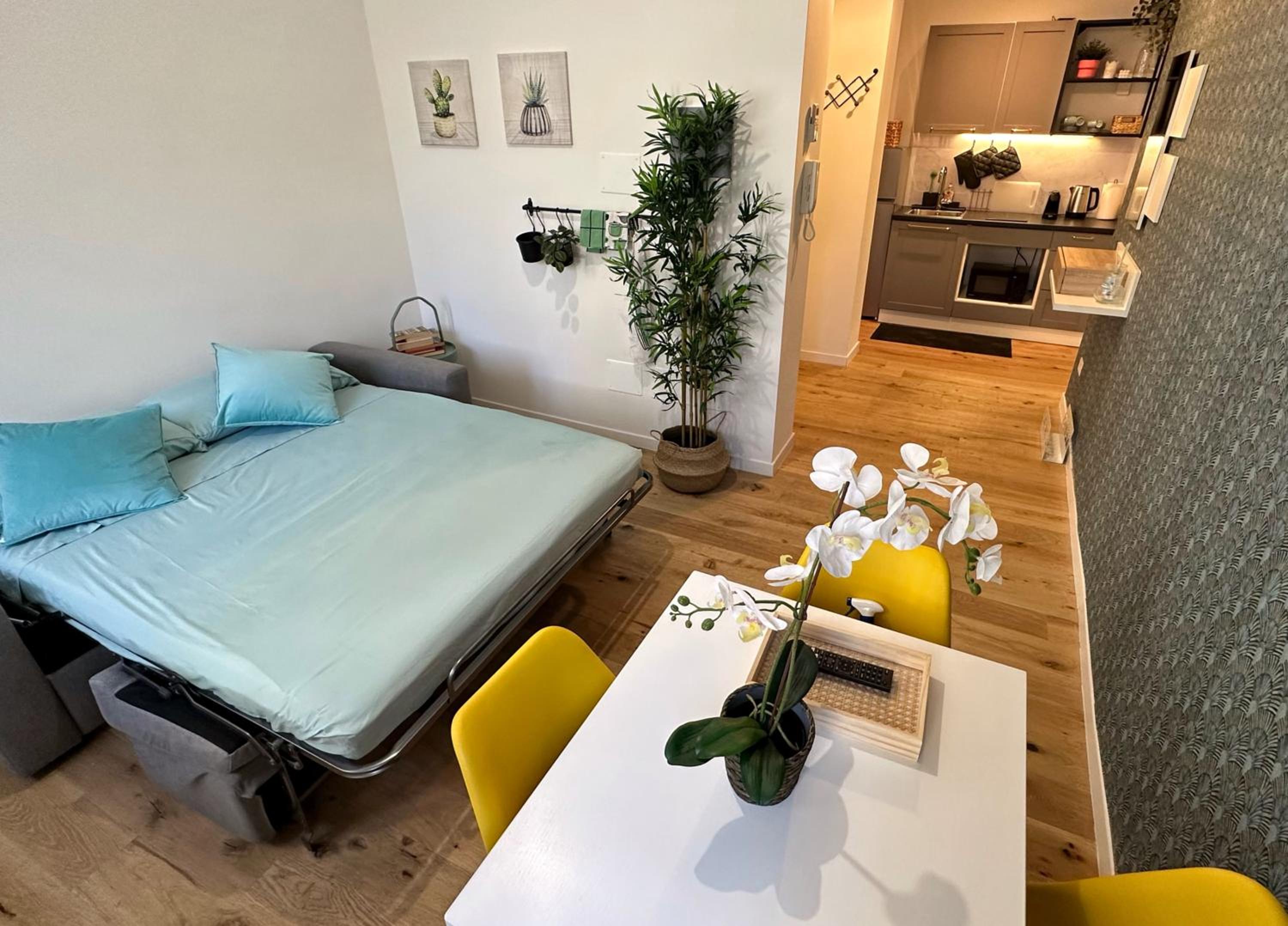 One-Bedroom Apartment