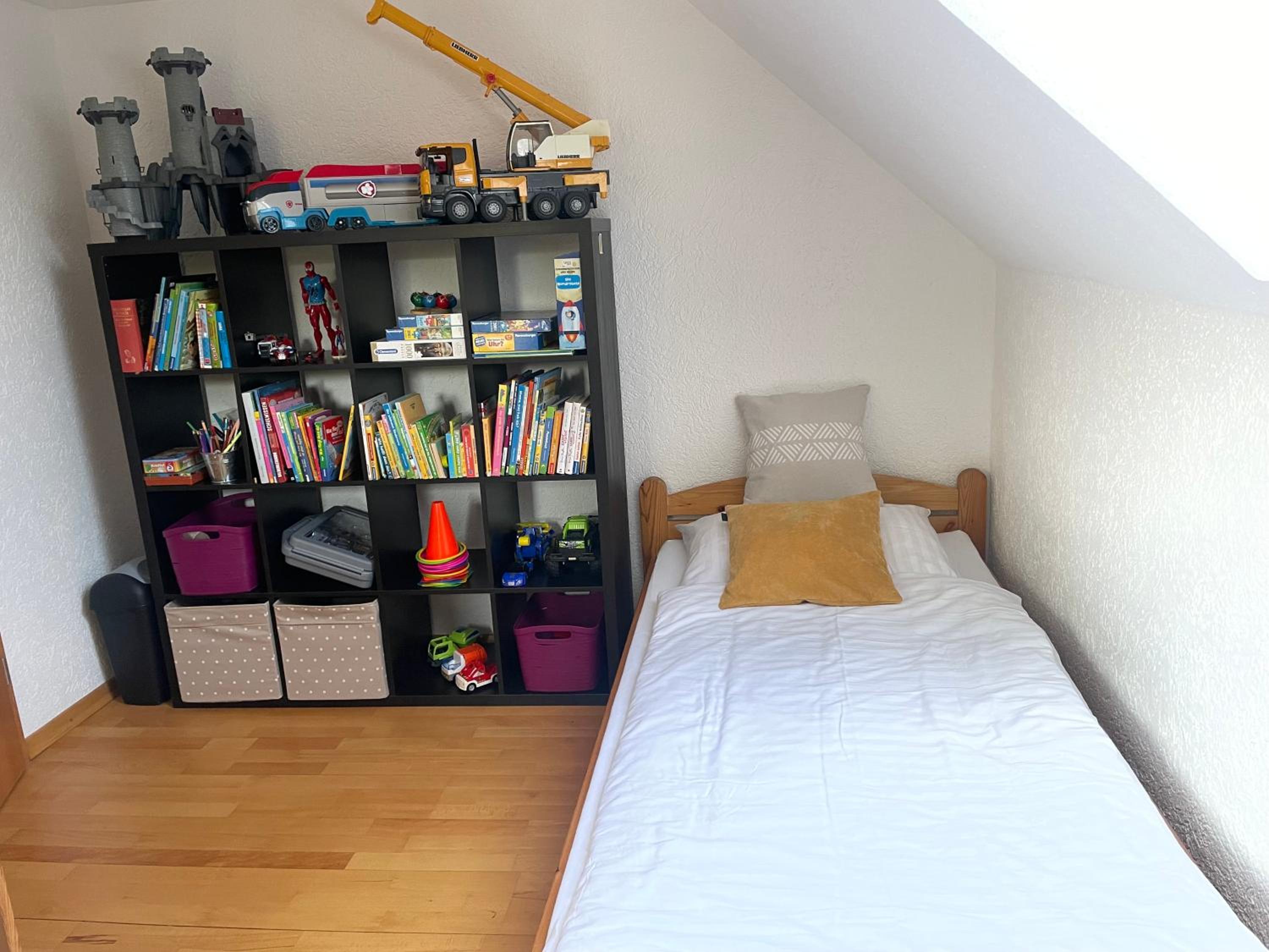 Four-Bedroom House photo 3