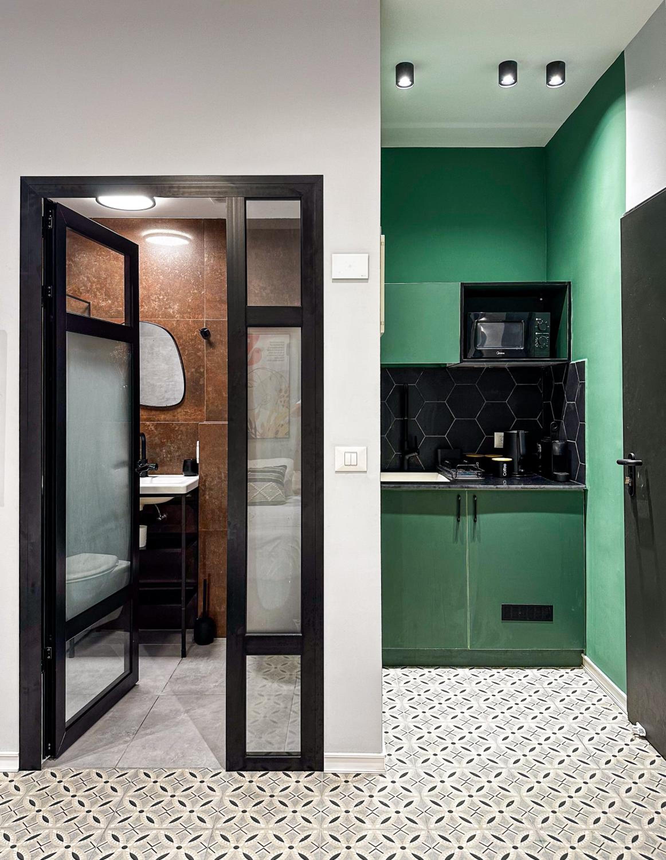King Suite - Photo 3