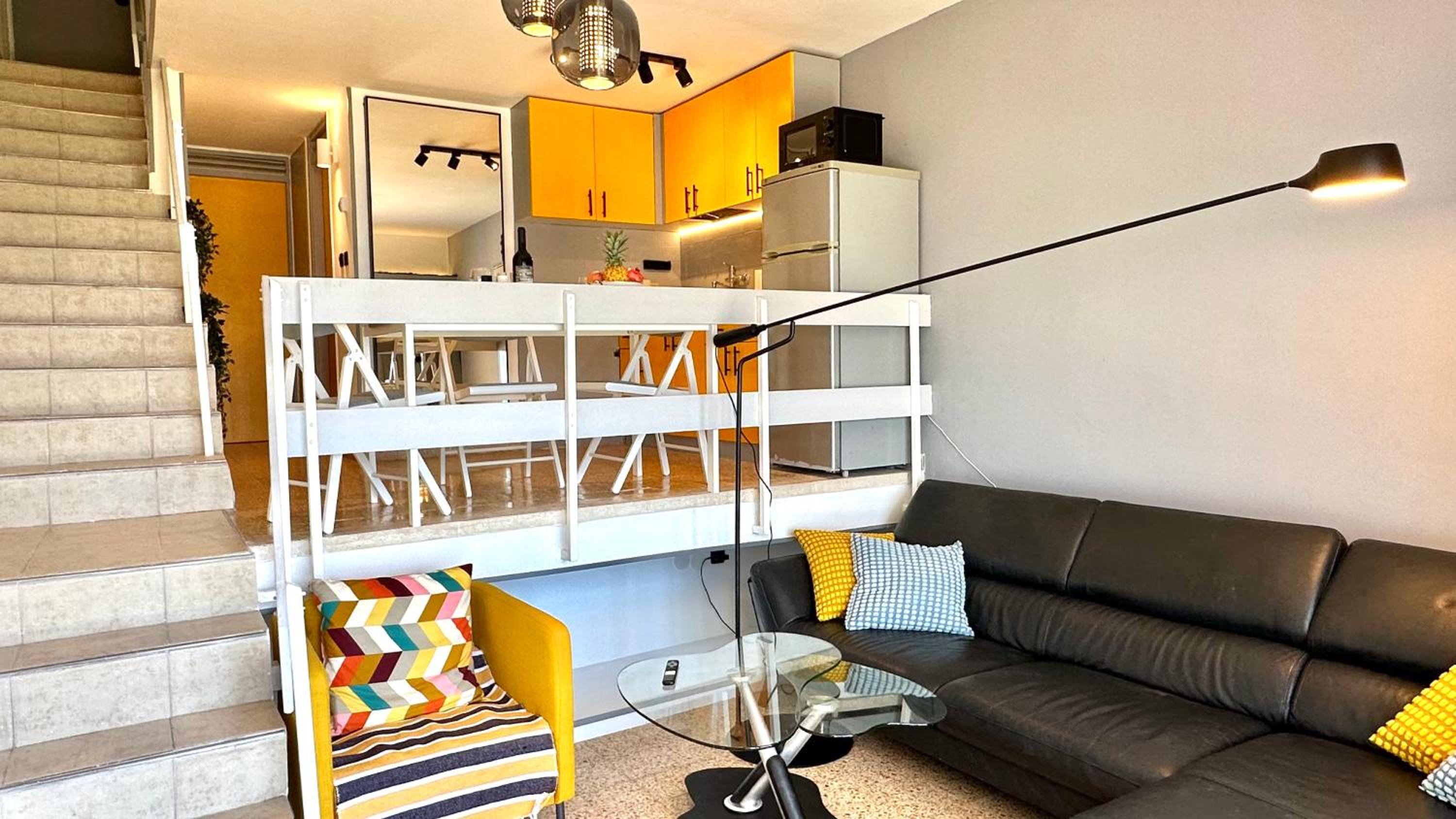 One-Bedroom Apartment photo 1