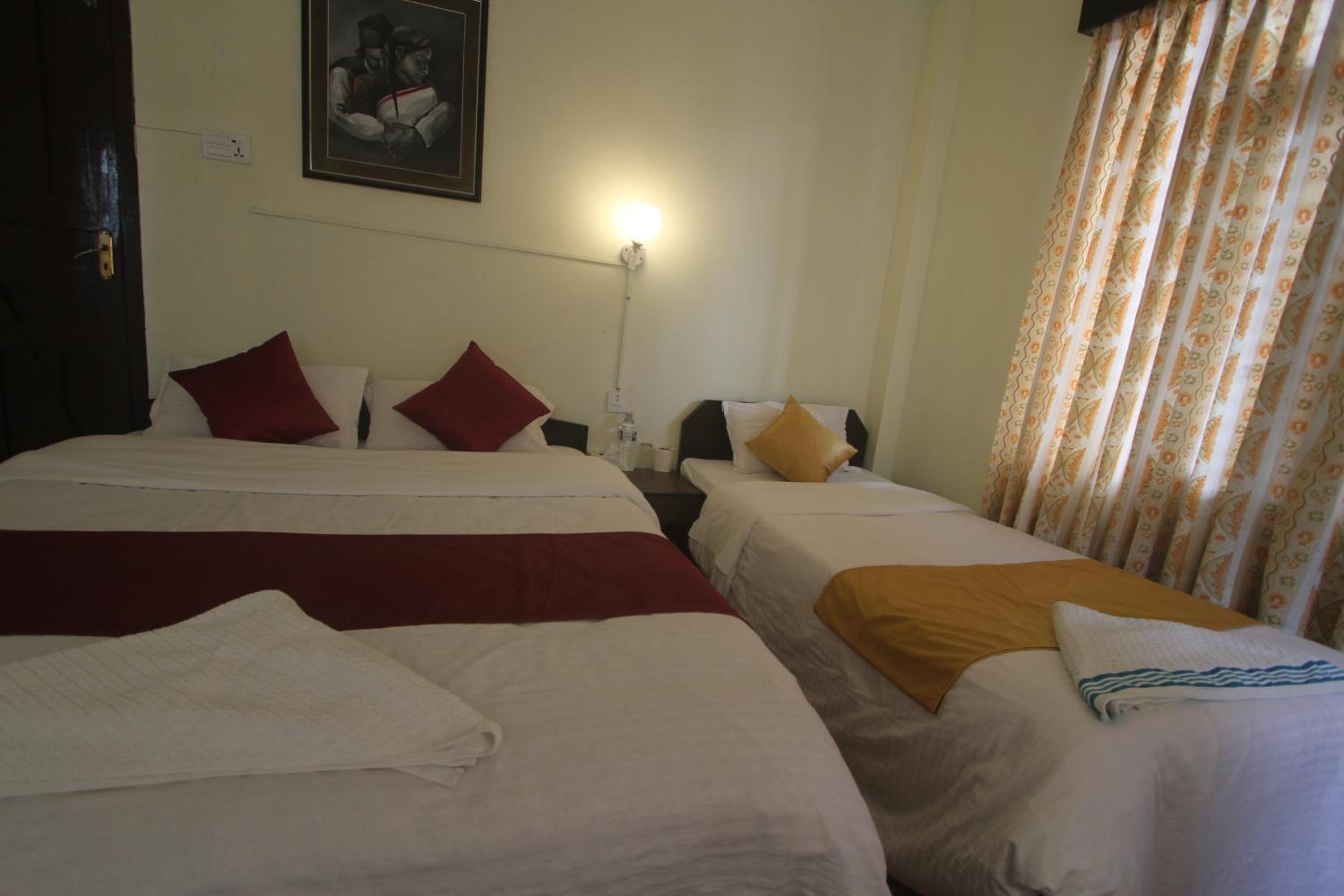 Deluxe Family Room