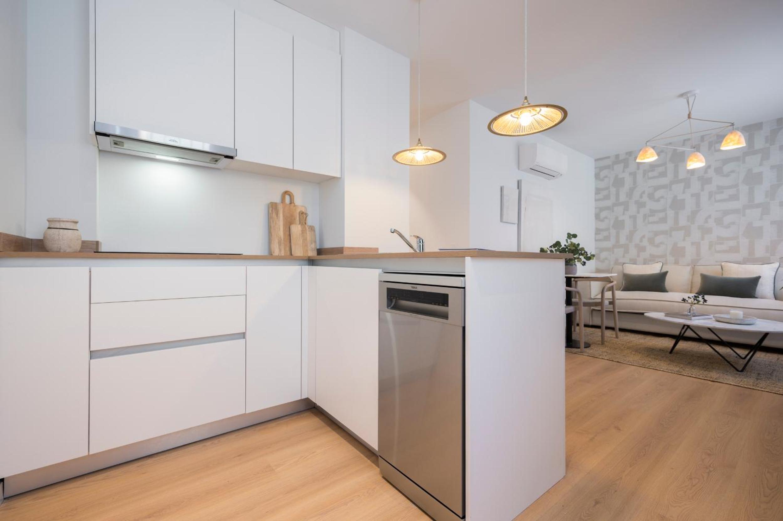One-Bedroom Apartment - Photo 9