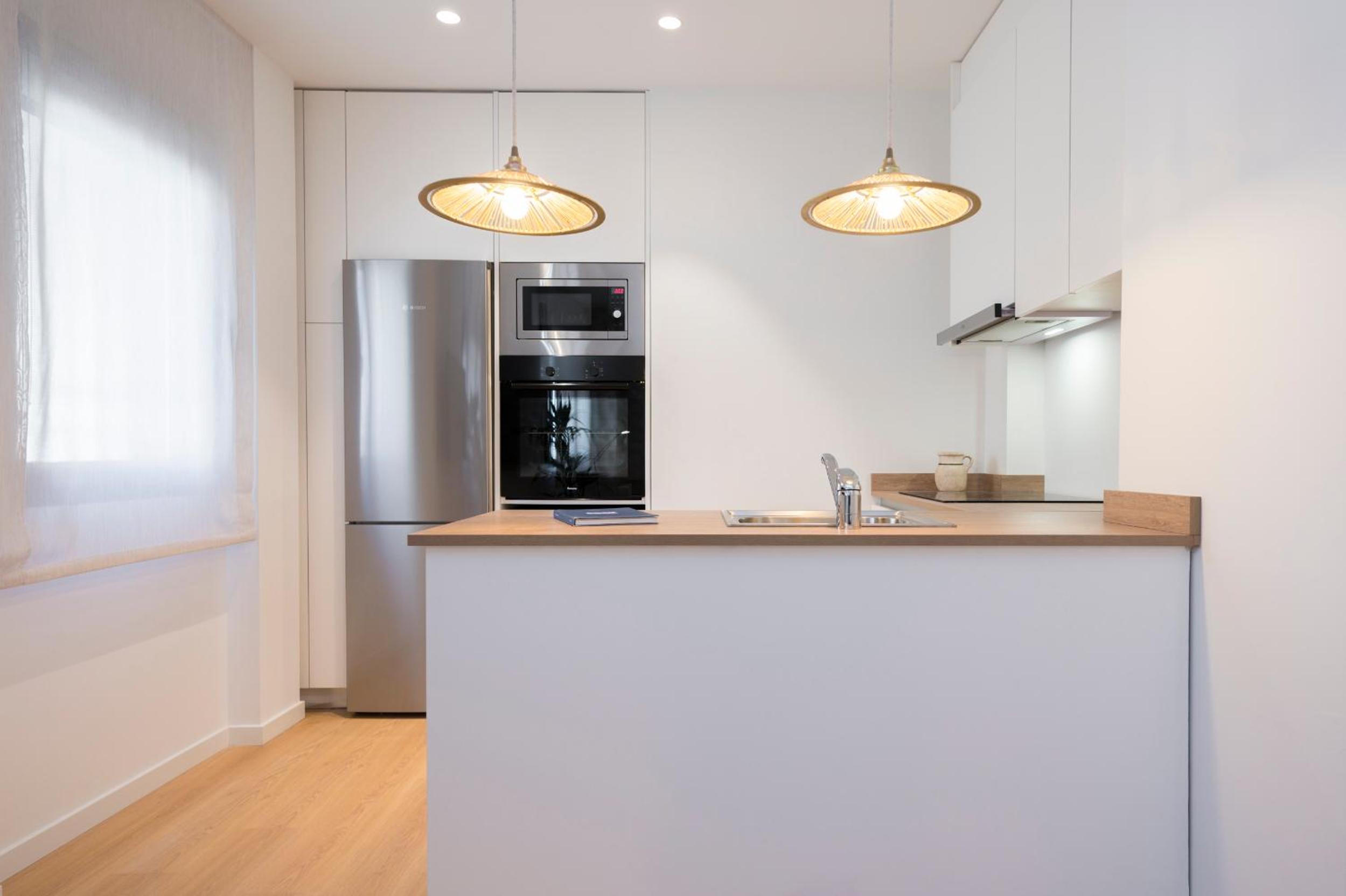 One-Bedroom Apartment - Photo 11