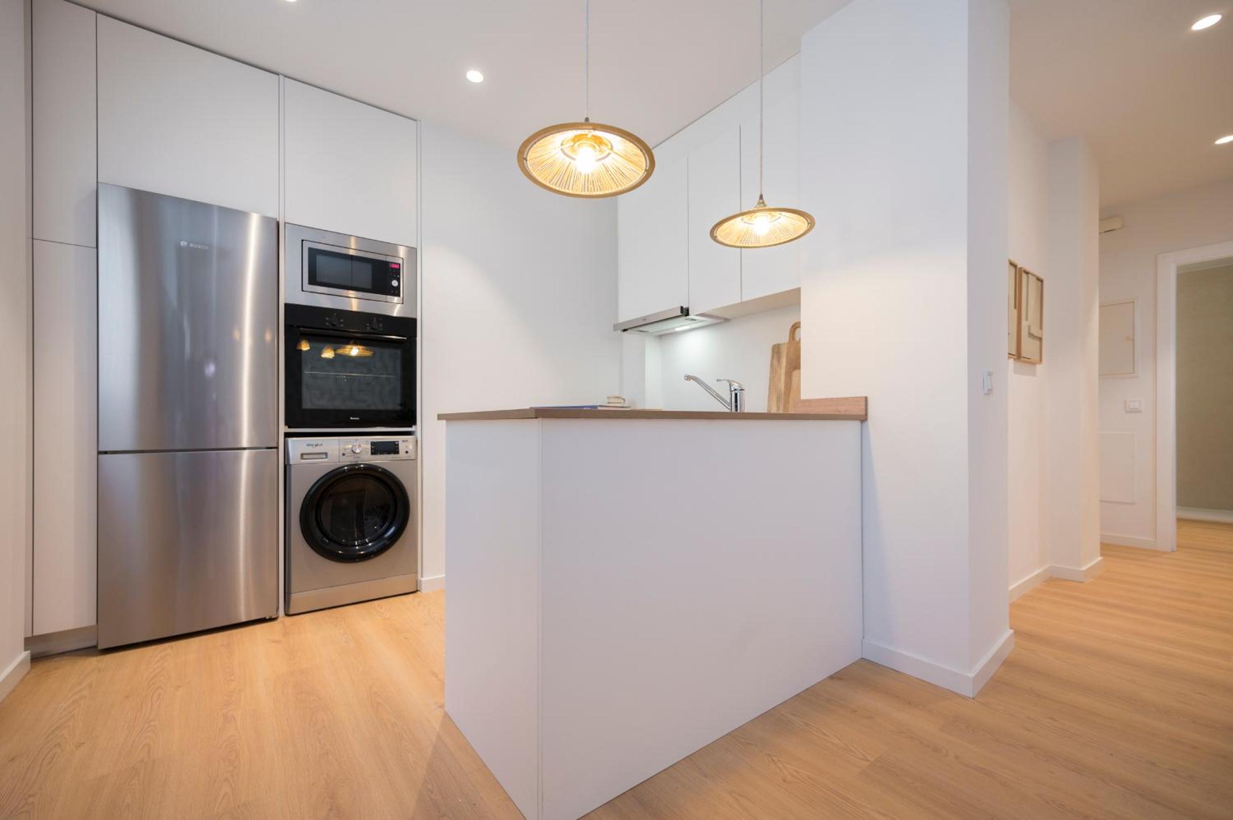 One-Bedroom Apartment - Photo 12