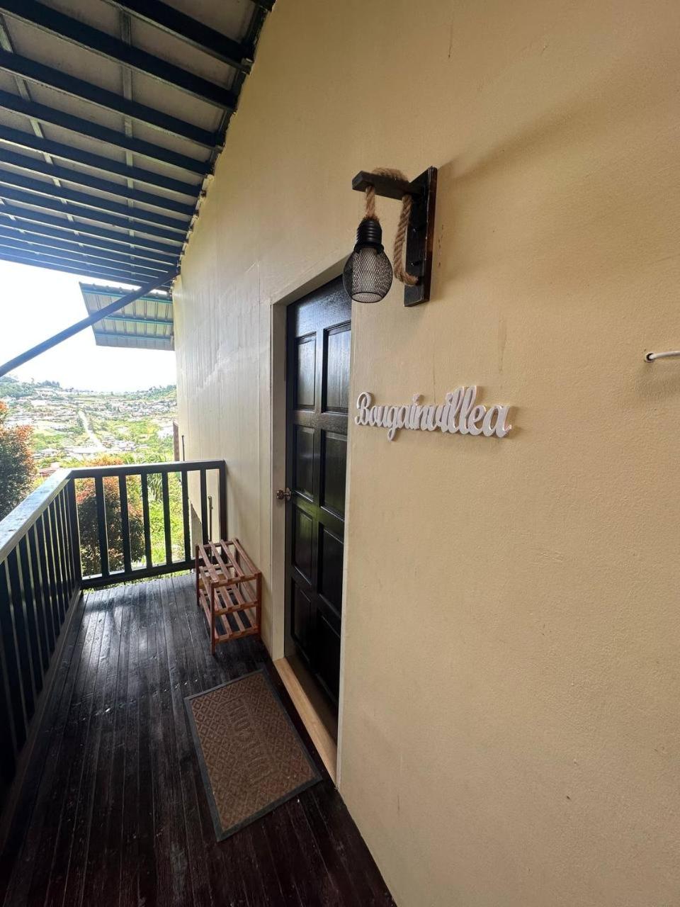 Two-Bedroom House photo 2