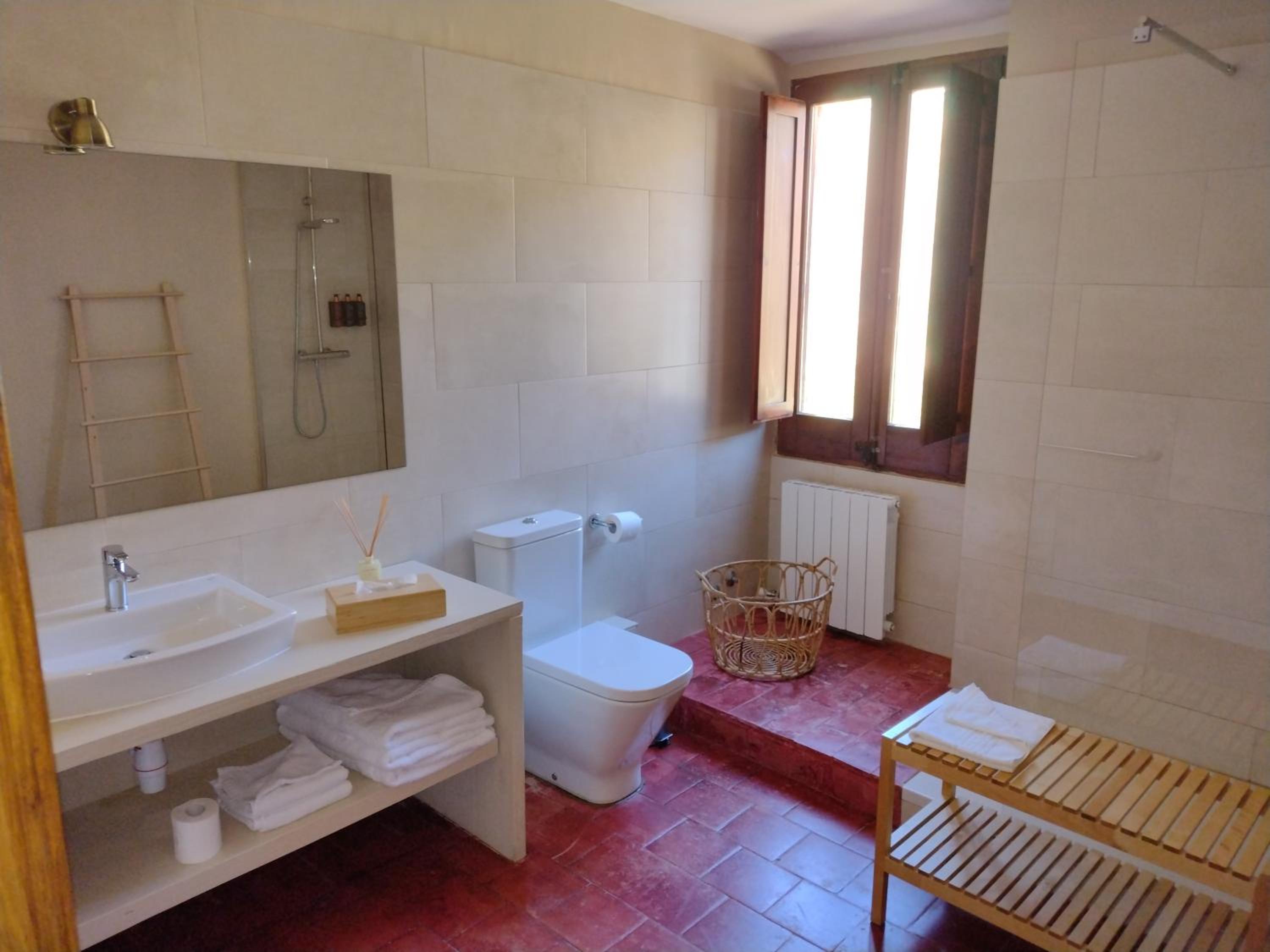 Comfort Quadruple Room - Photo 6