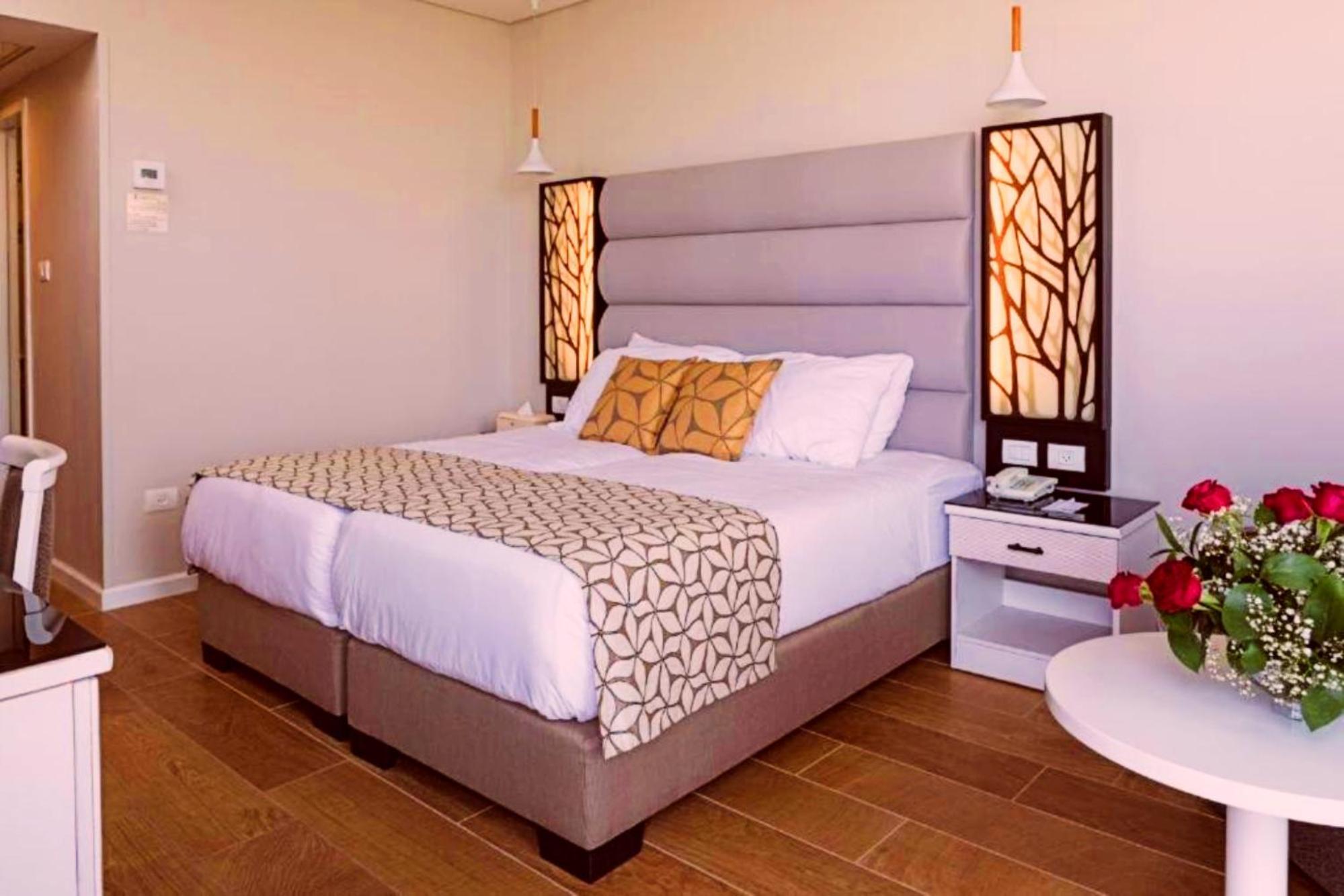 Hod Single Room with Small Balcony