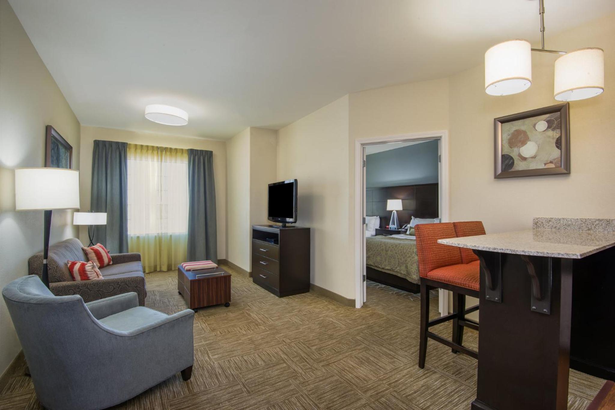 Two-Bedroom Suite - Photo 3