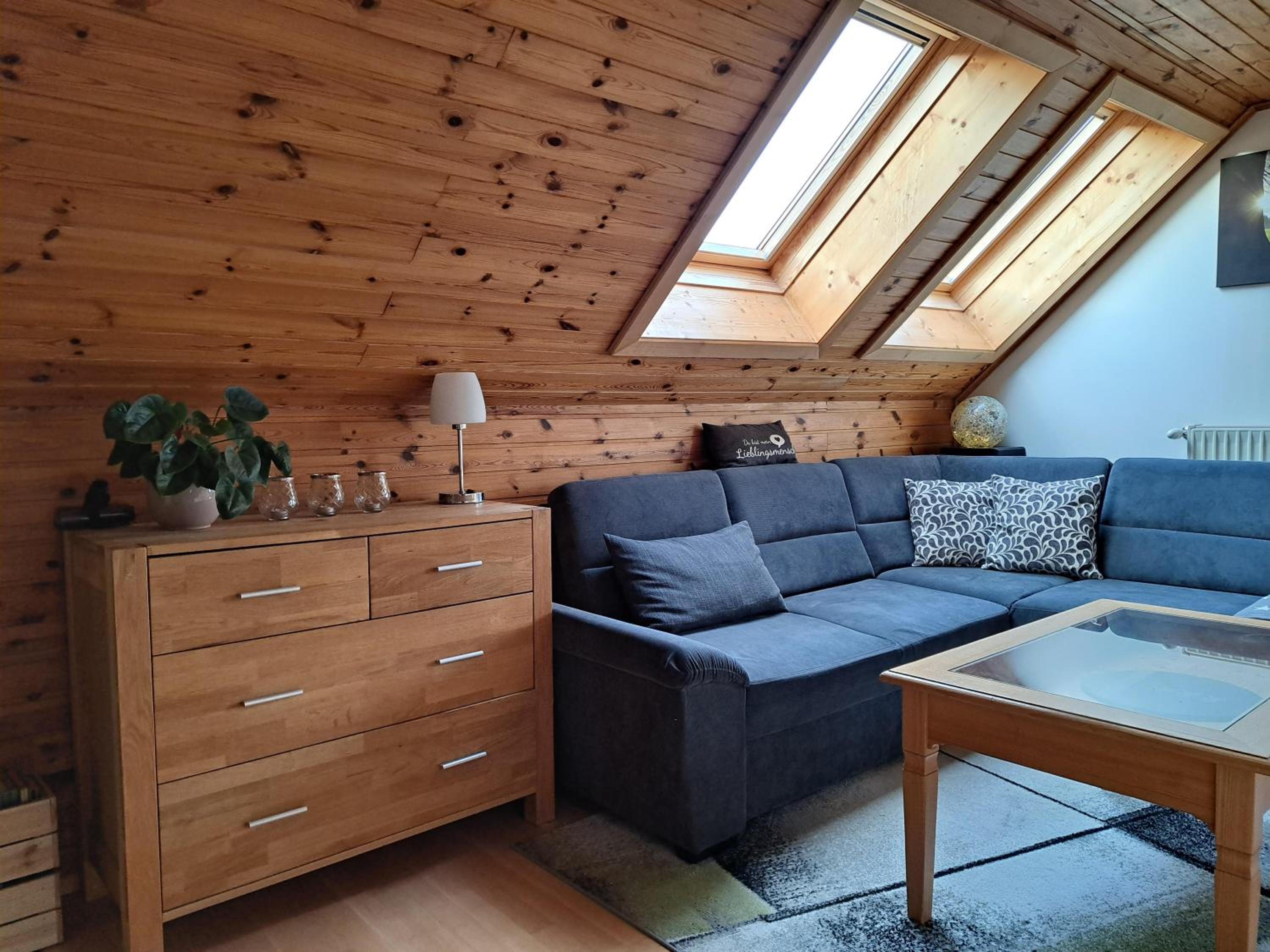 Two-Bedroom Apartment with Bathroom photo 3