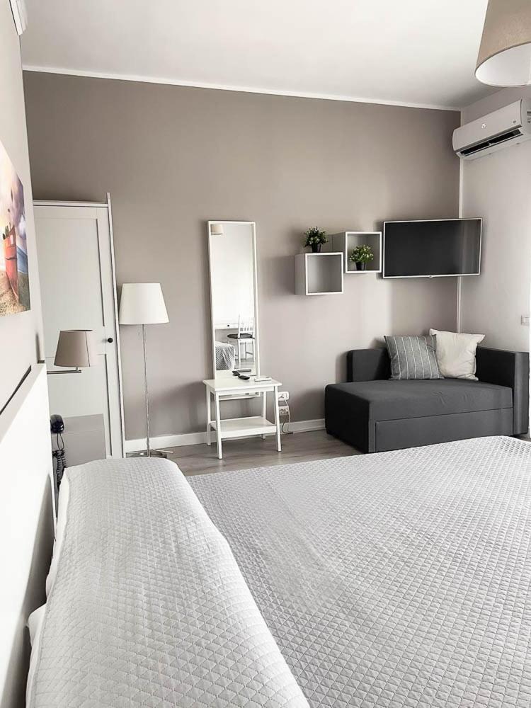 Triple Room - Photo 1