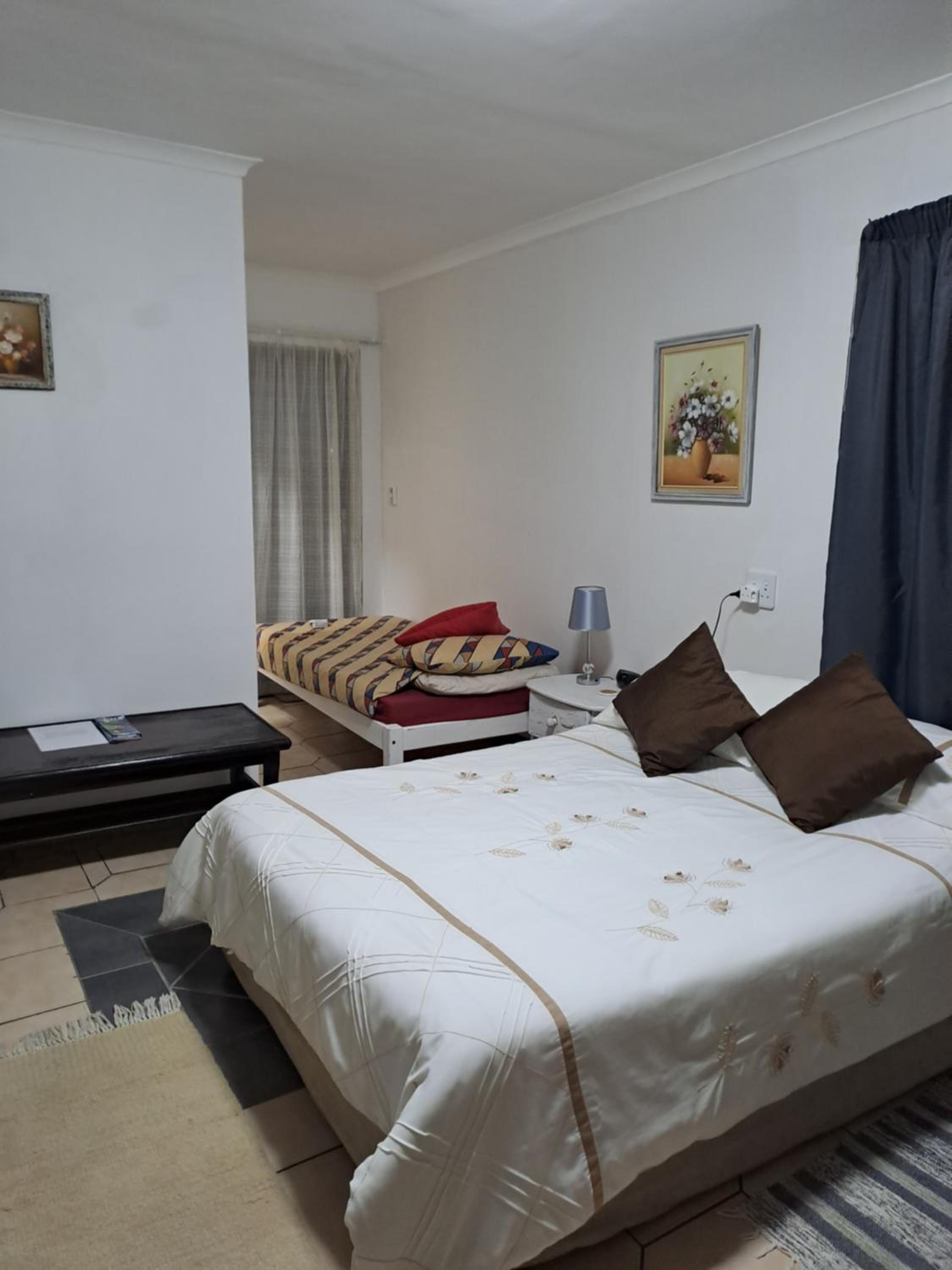 Comfort Family Room - Photo 10