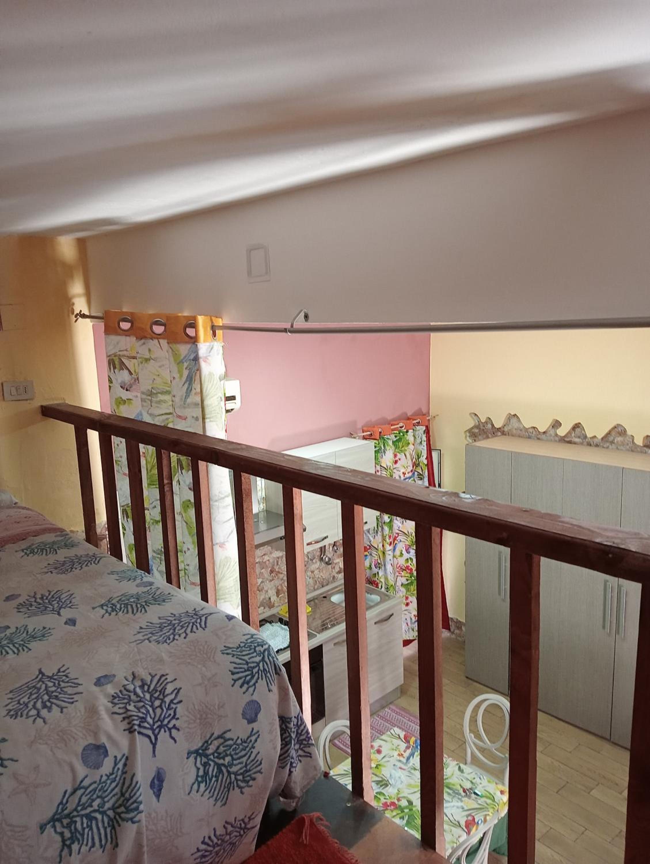 Apartment - Photo 32