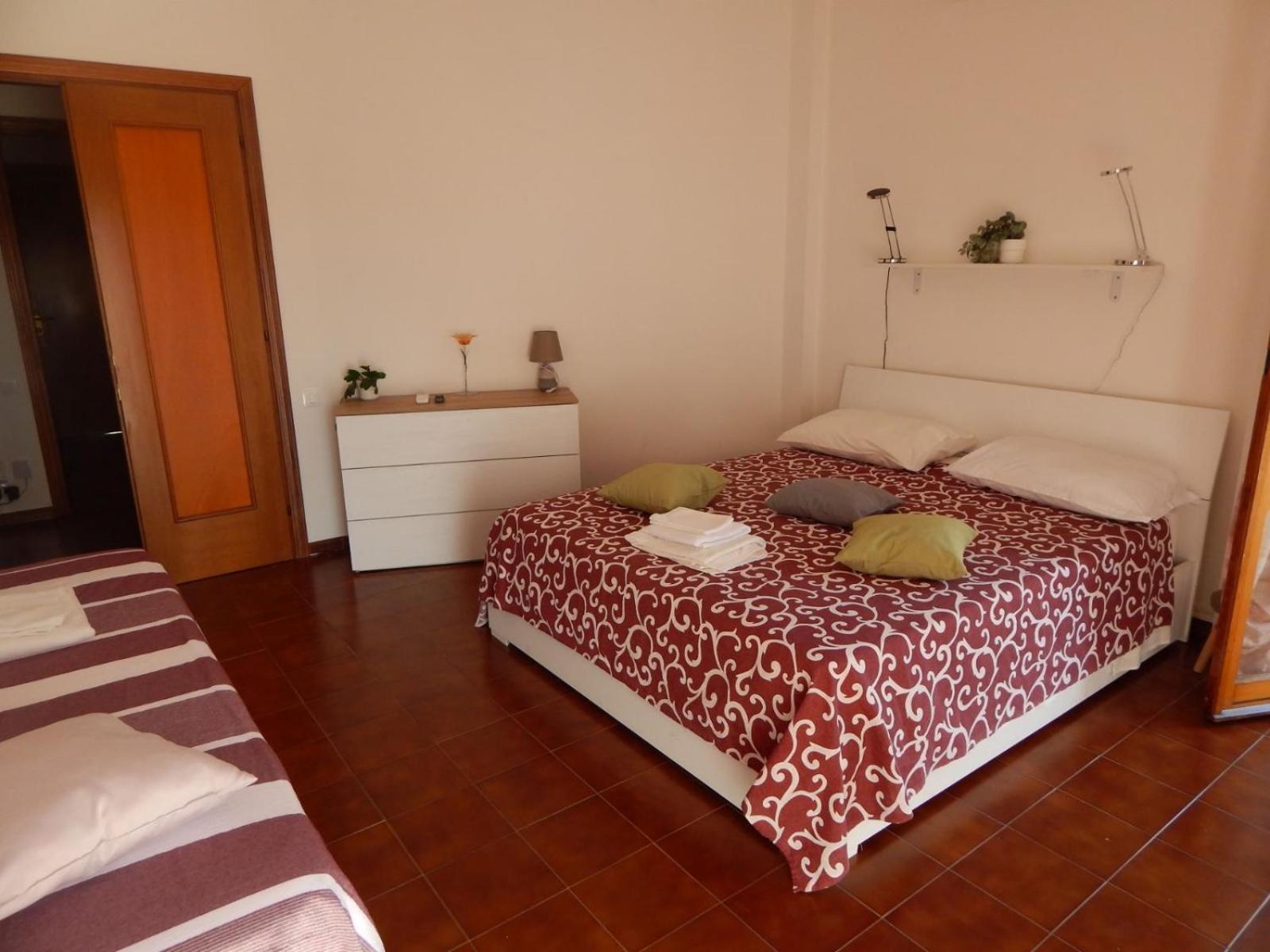 Double Room with Balcony (3 Adults)