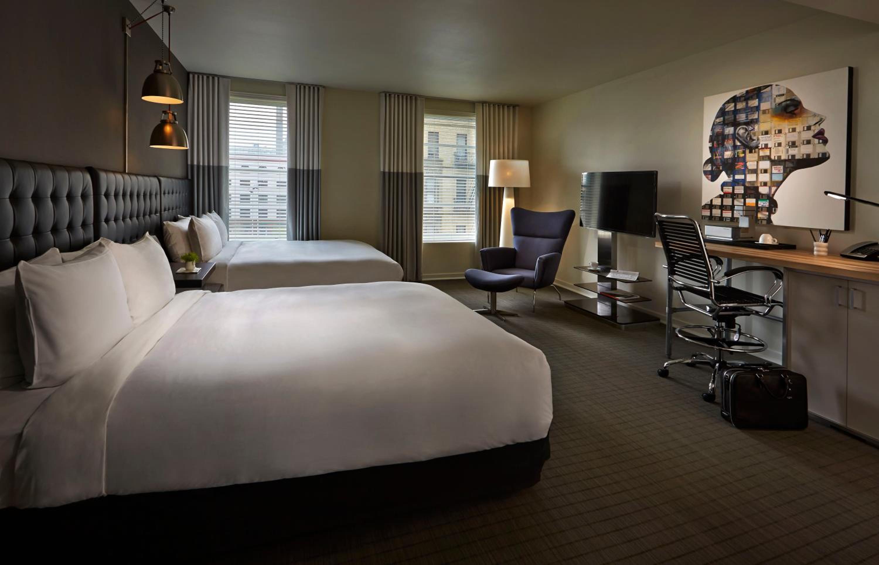 Deluxe Double Room with Two Double Beds - Photo 2
