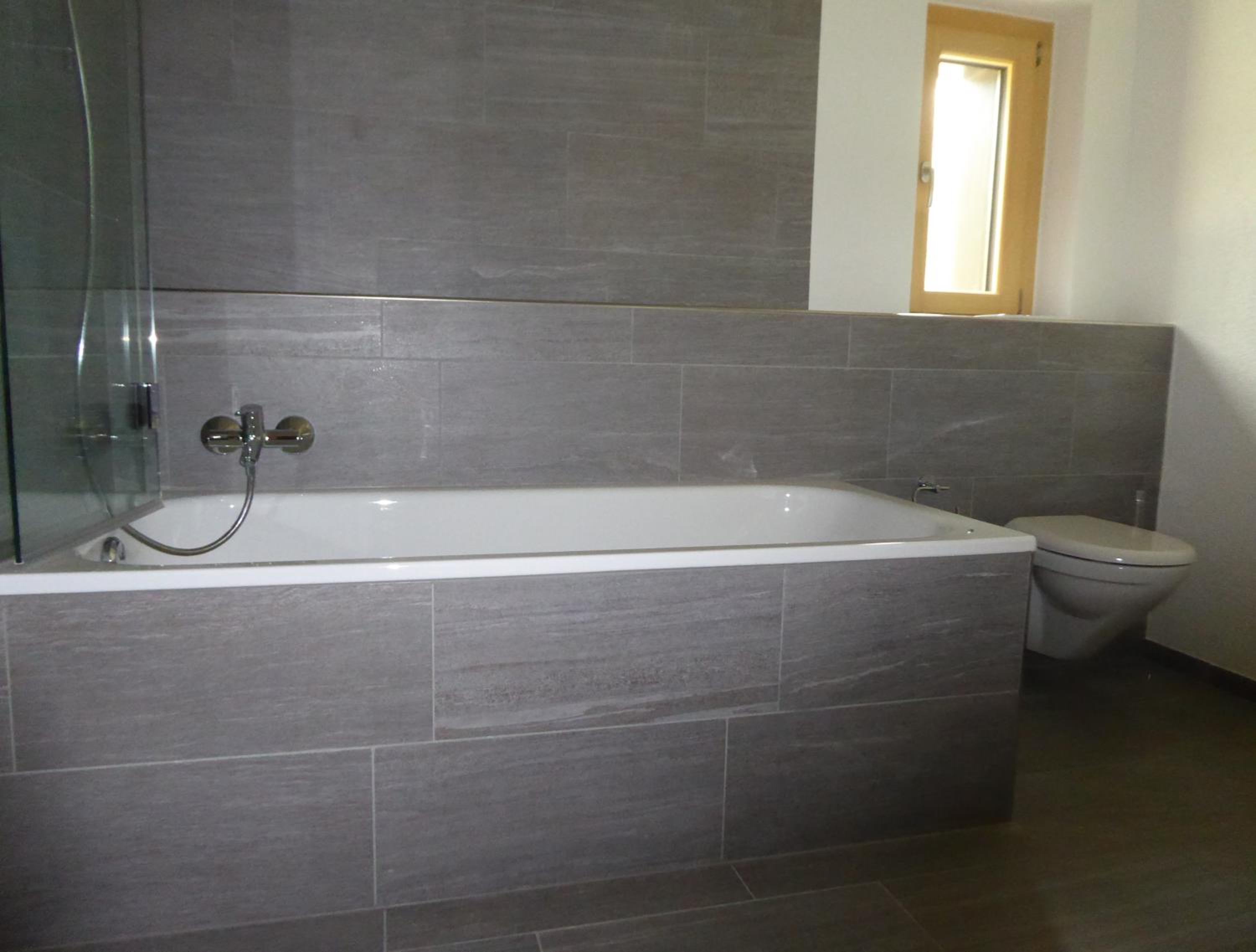 Large Family Room - Photo 7