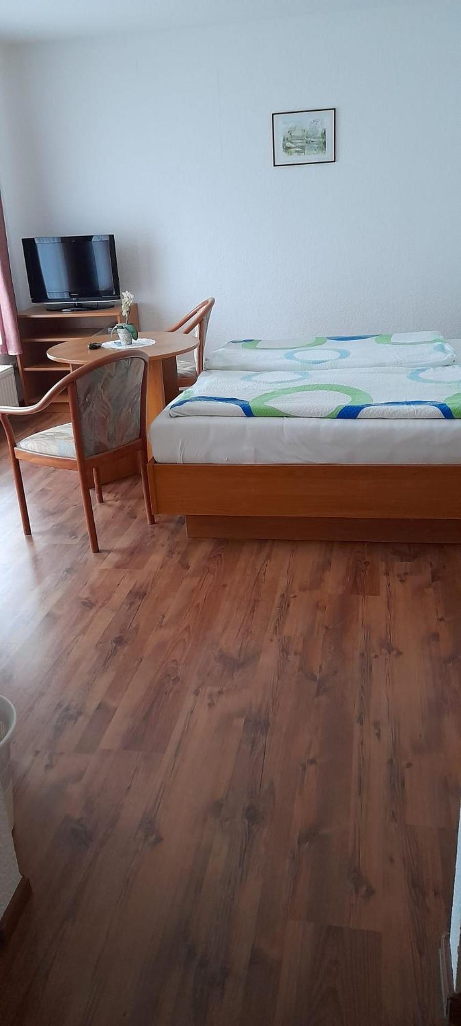 Double Room with Private Bathroom photo 2