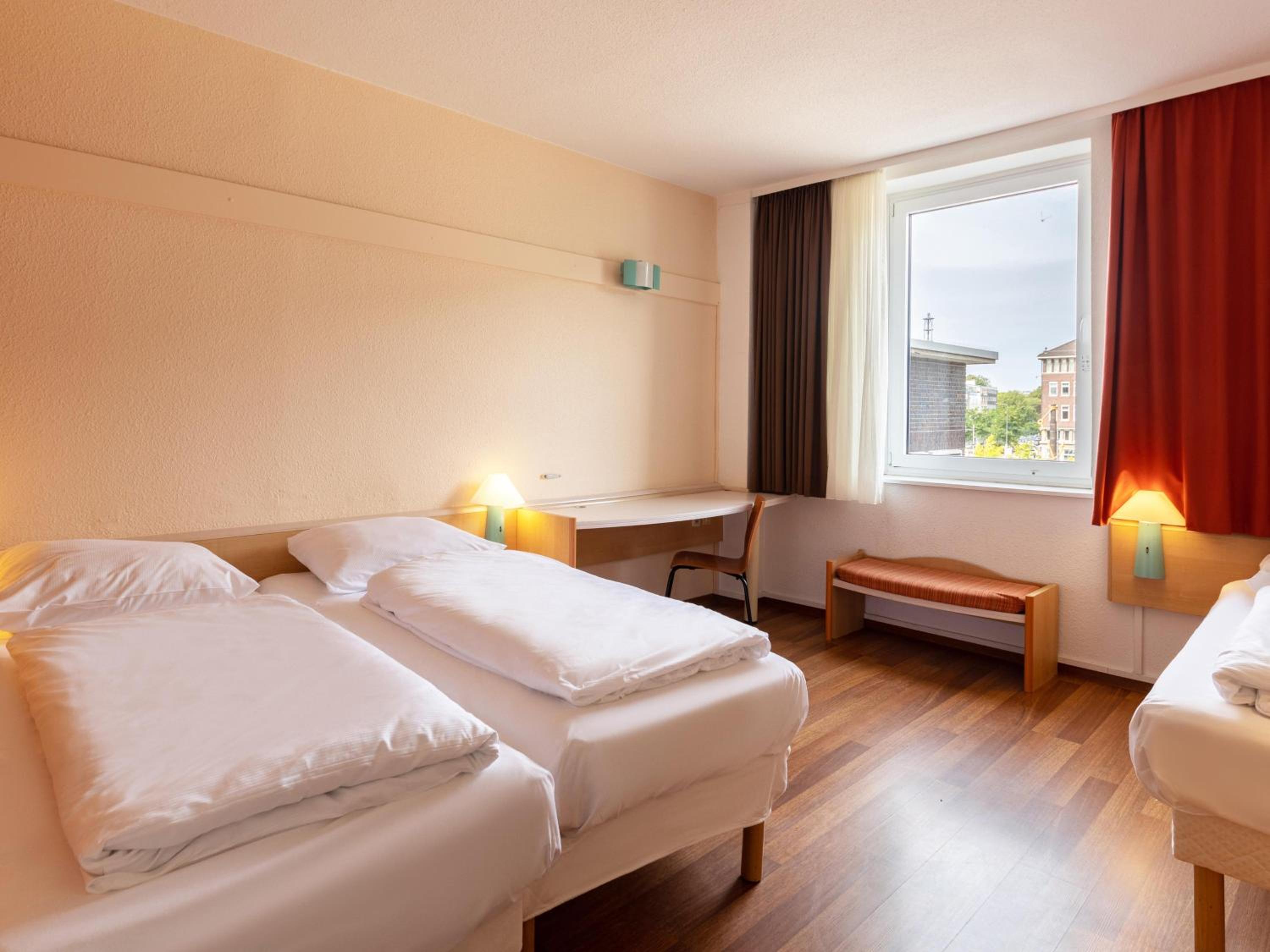 Triple Room - Photo 1