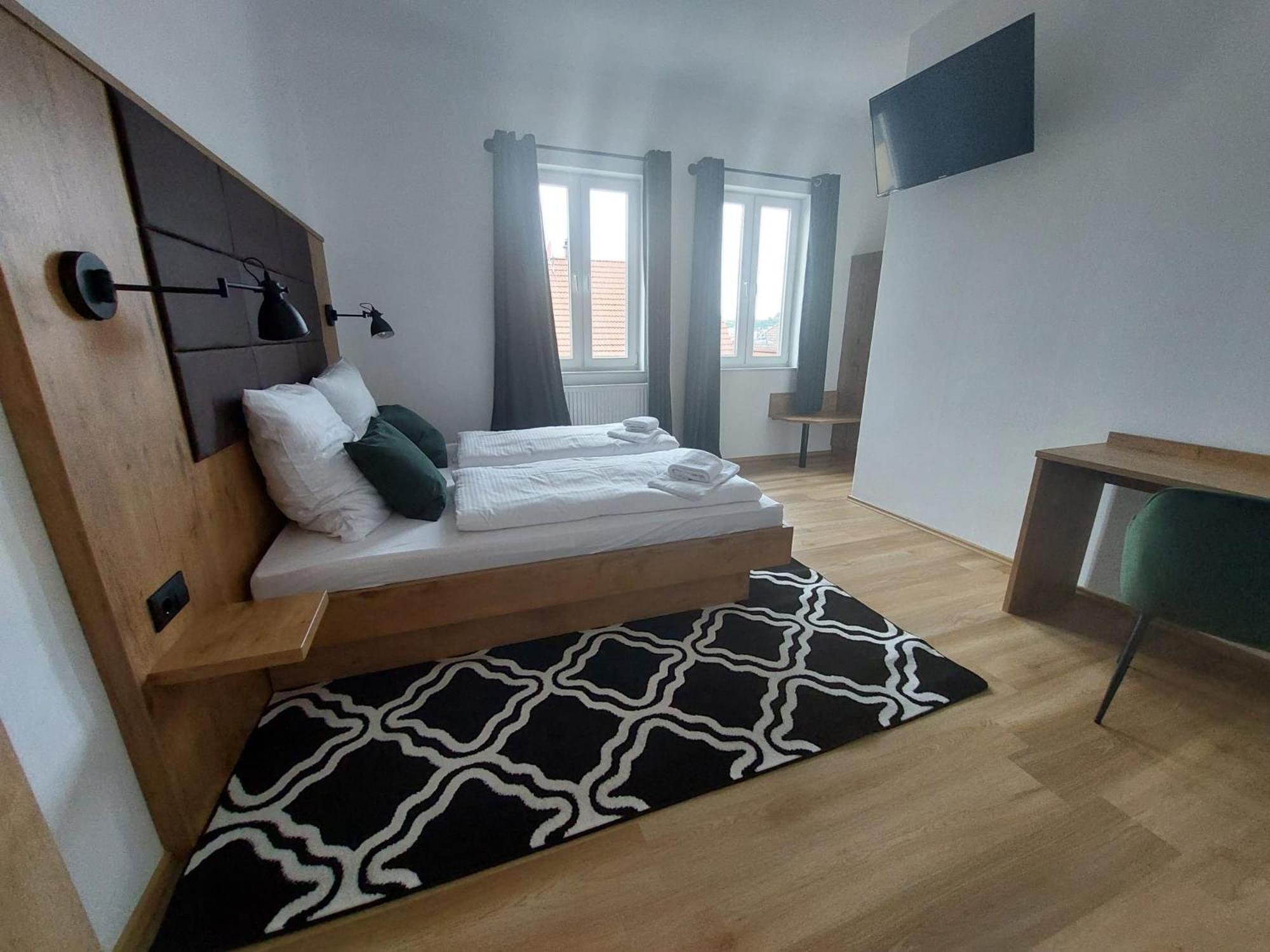 Deluxe Double Room photo 2