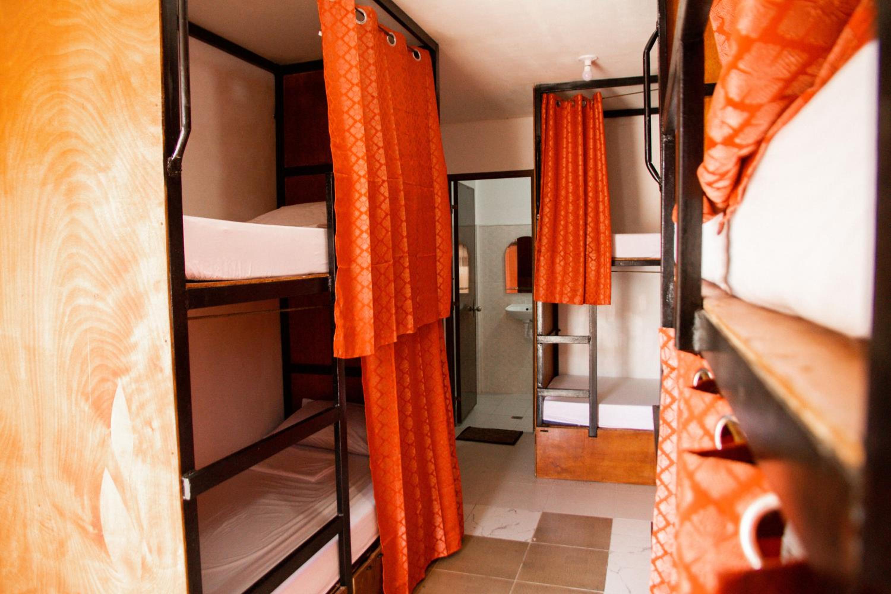 Mixed Dormitory Room photo 1