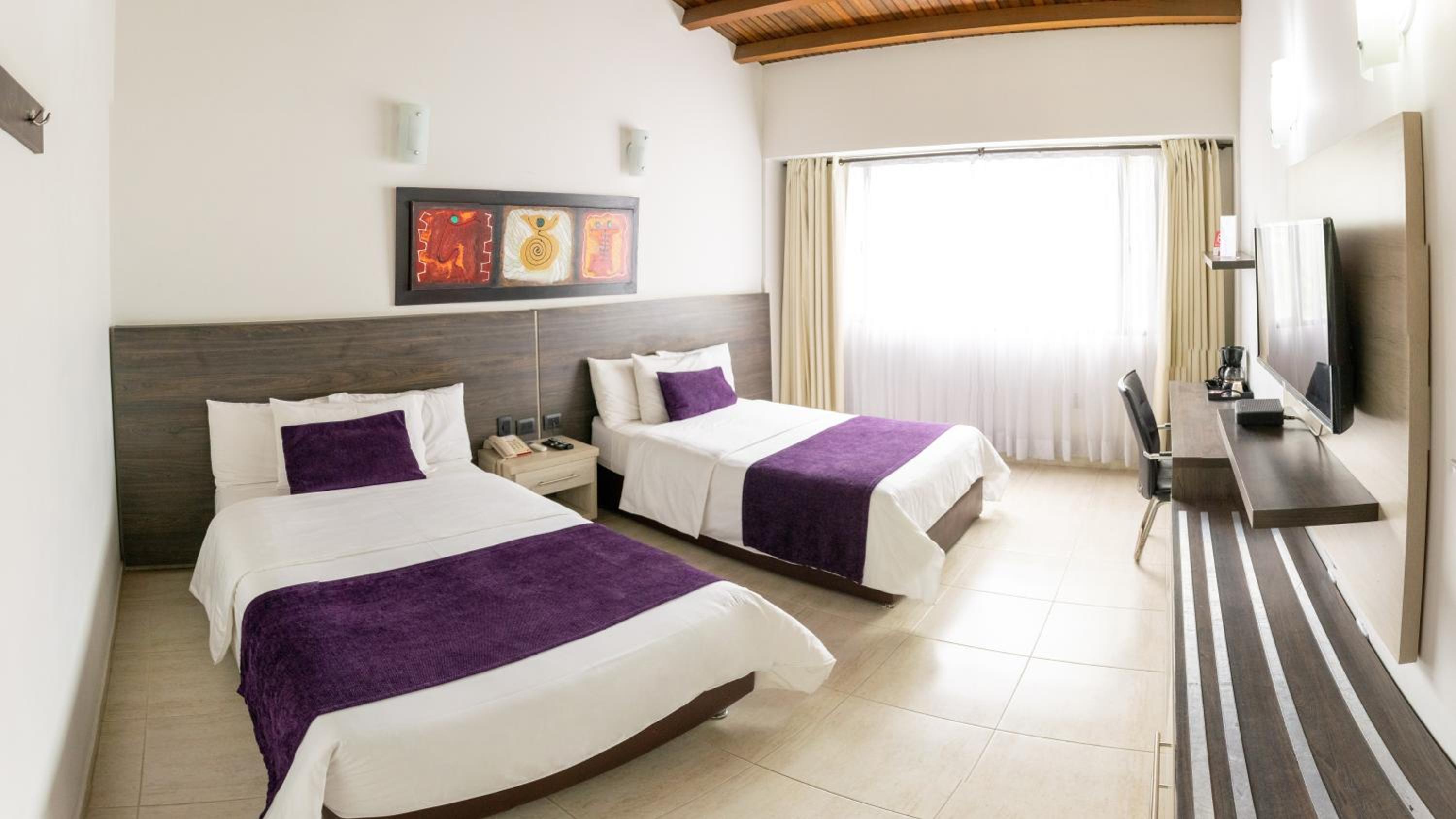 Double Room With Two Double Beds photo 1
