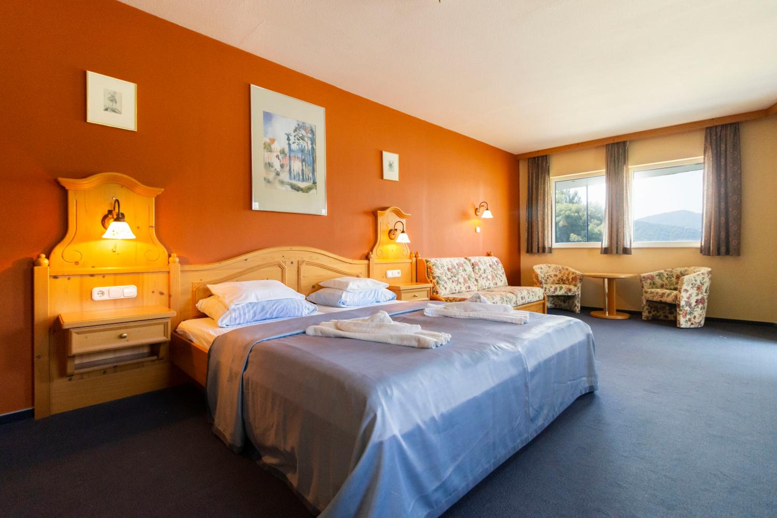 Suite with River View photo 2
