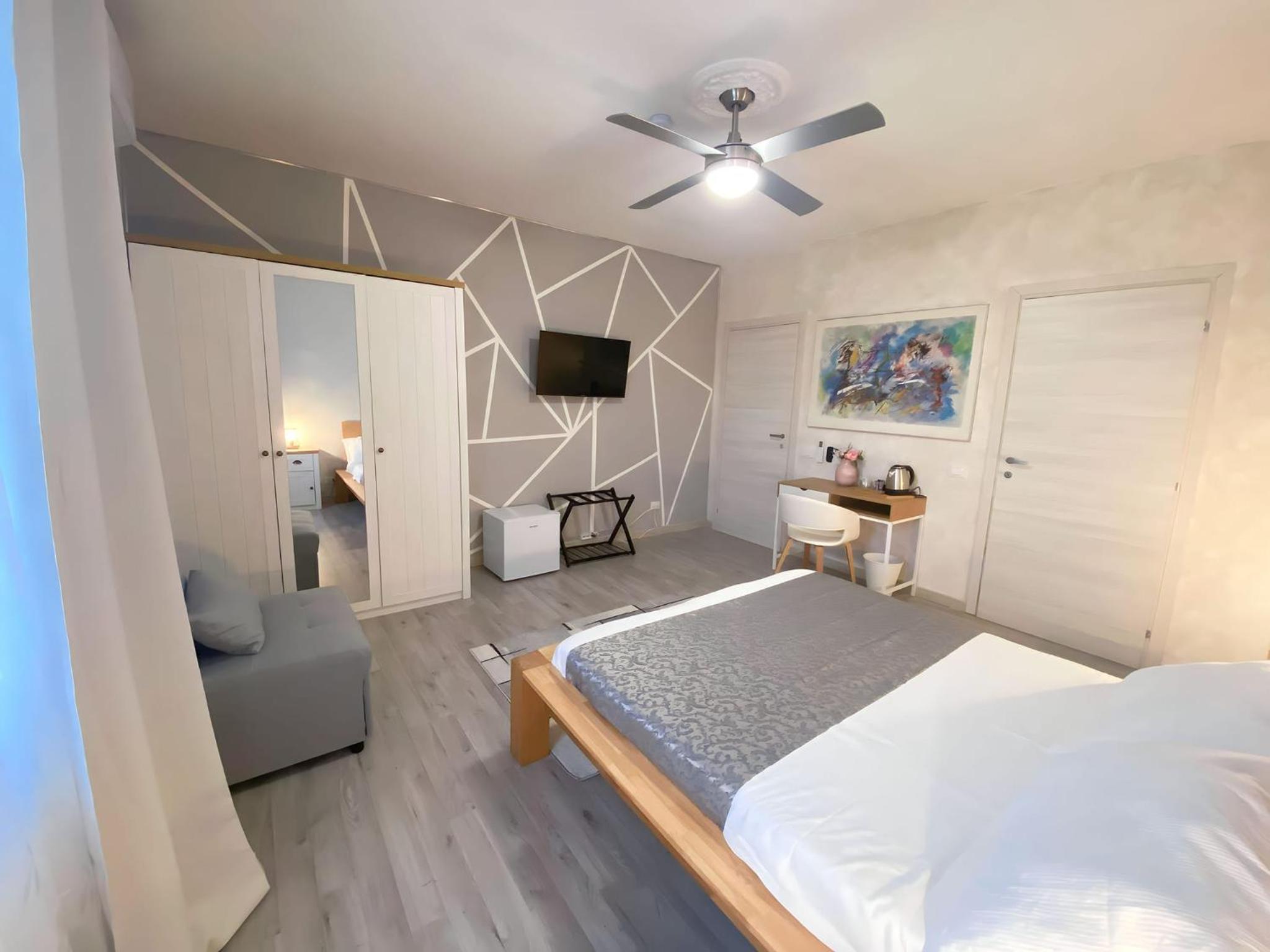Luxury Triple Room photo 2