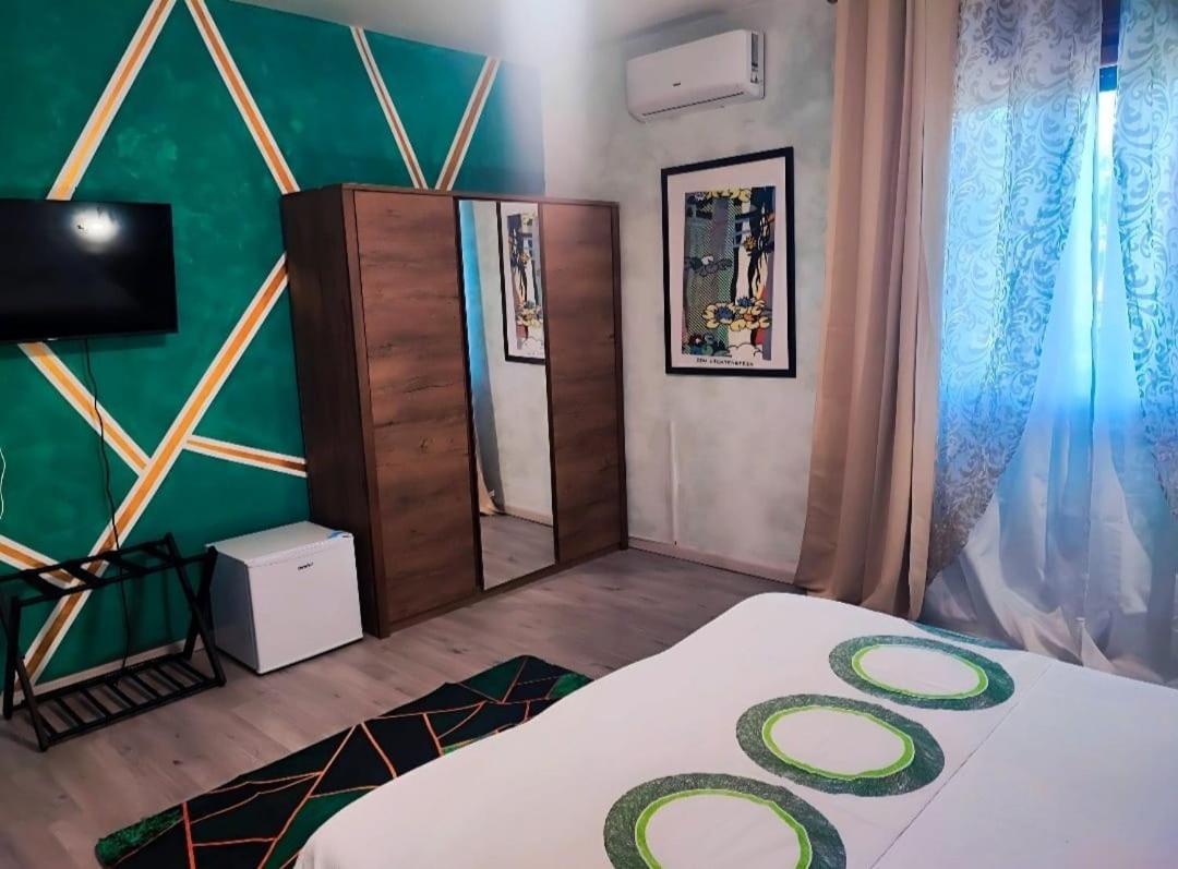 Double Room with Spa Bath photo 2