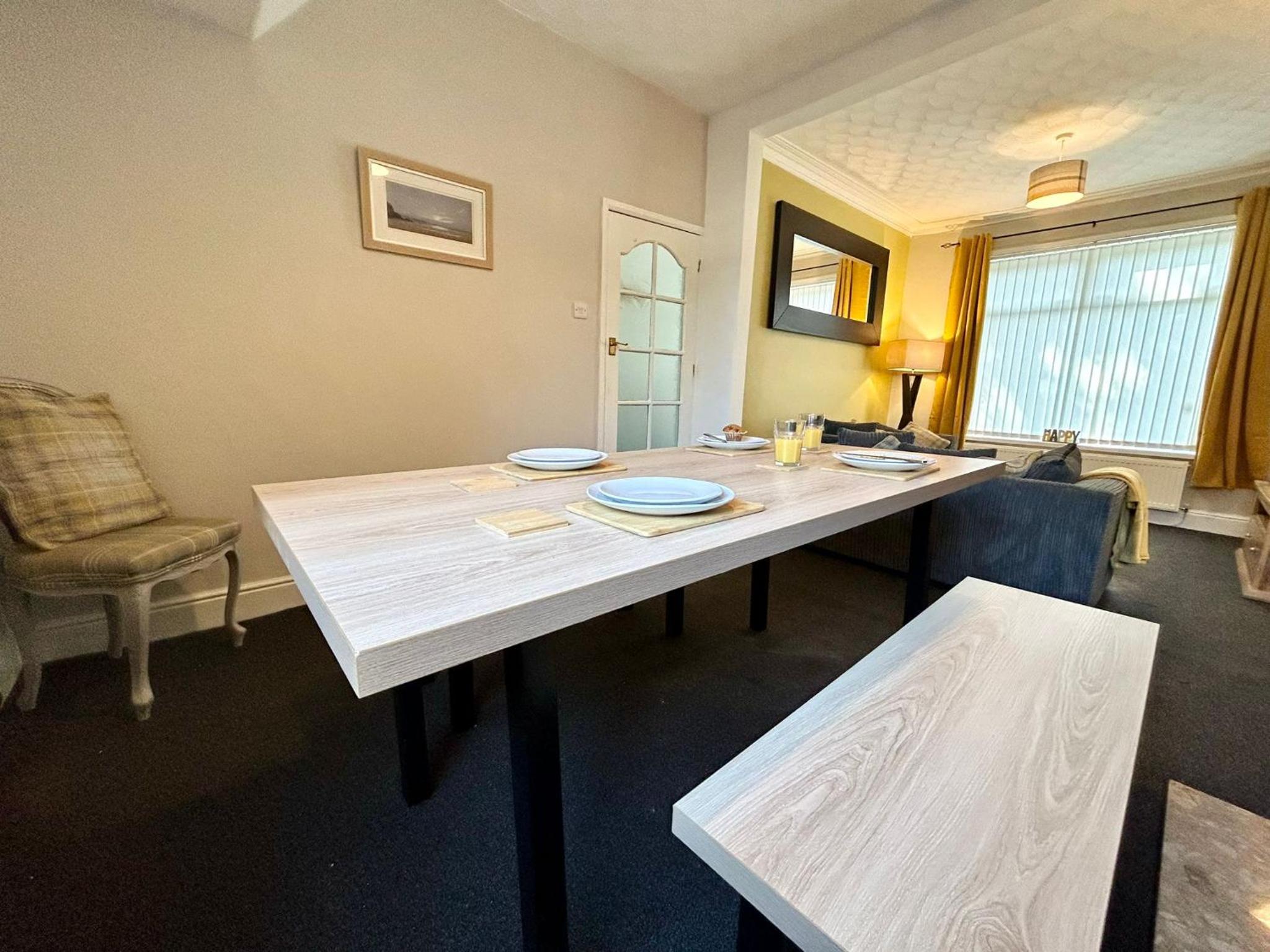 Three-Bedroom House photo 2
