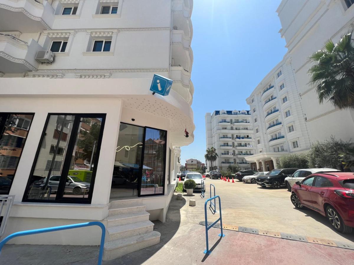 Double Room with Balcony and Sea View