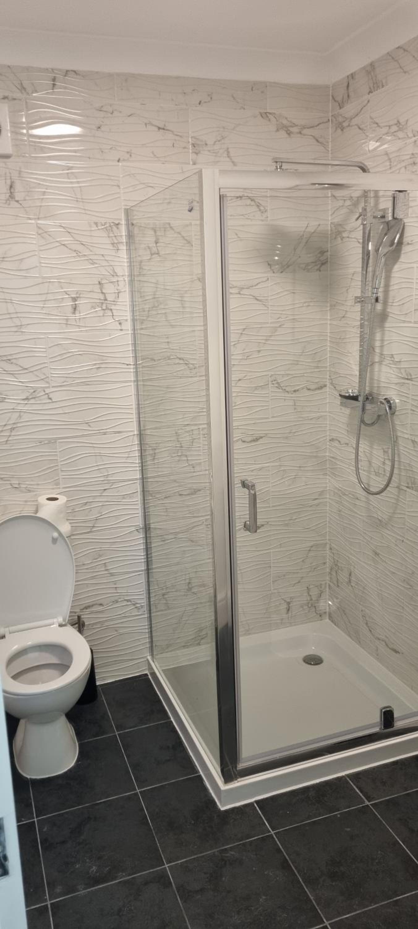 Deluxe Double Room with Shower - Photo 2