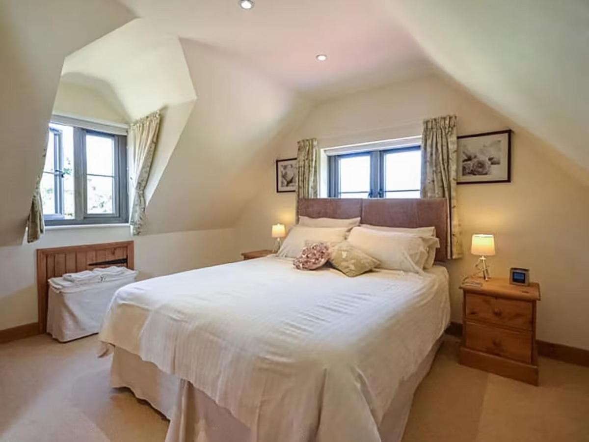One-Bedroom House photo 1