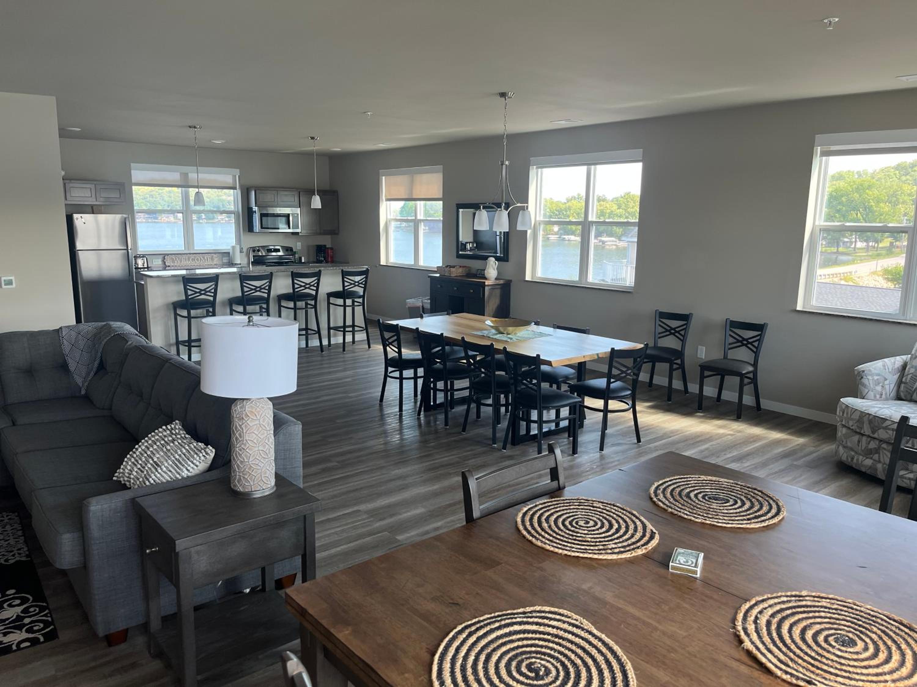 Deluxe Apartment