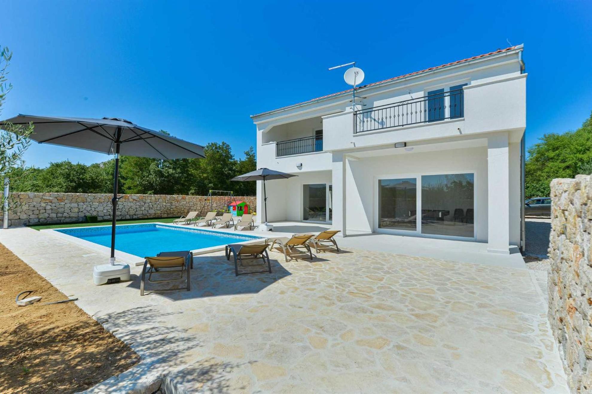 Villa photo 3