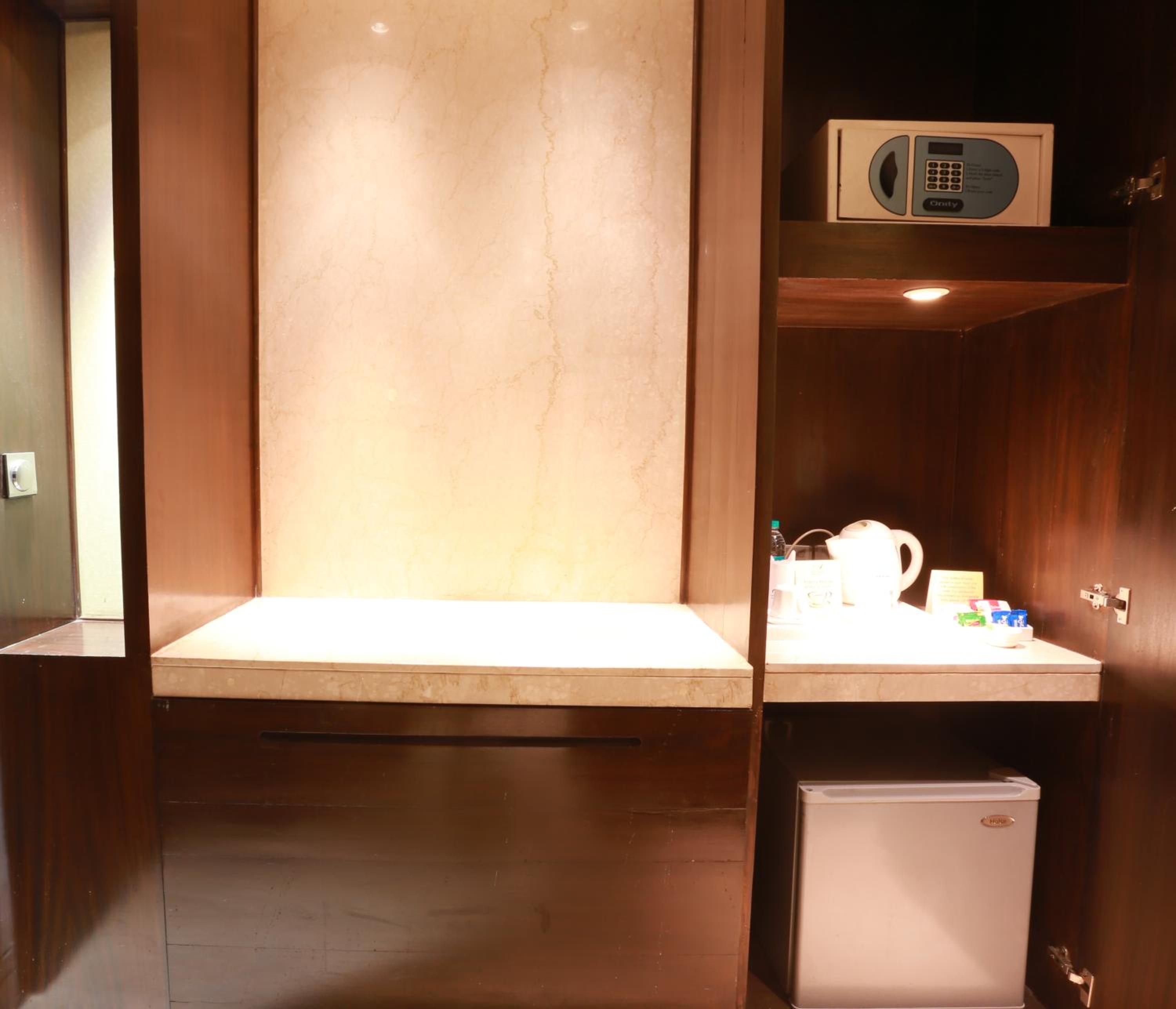 Executive Room - Photo 2