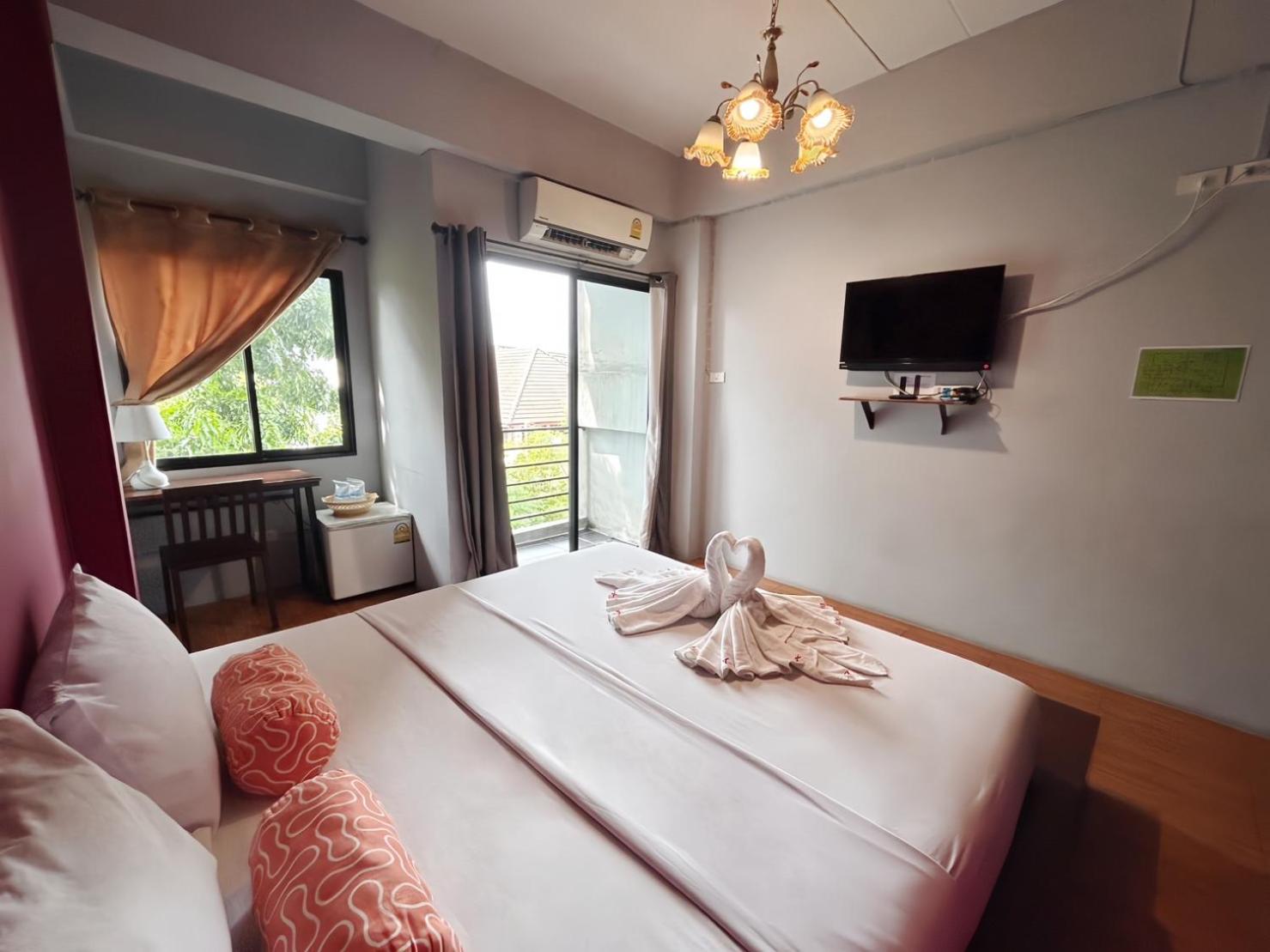 Deluxe Double Room photo 3