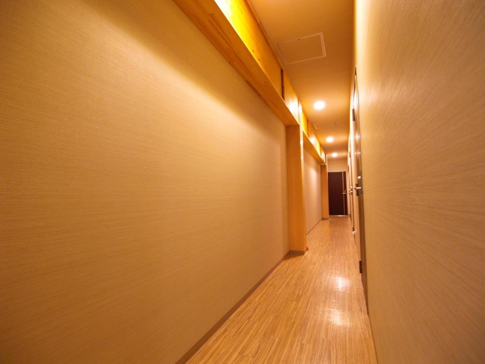 Twin Room - Non-Smoking - Photo 6