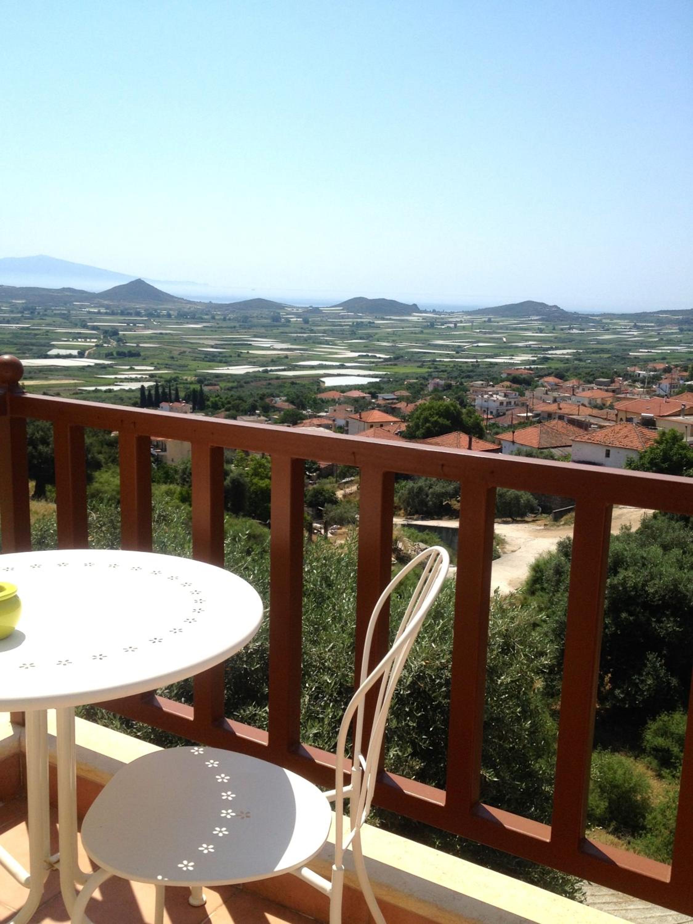 One-Bedroom Apartment with Sea View - First Floor photo 3