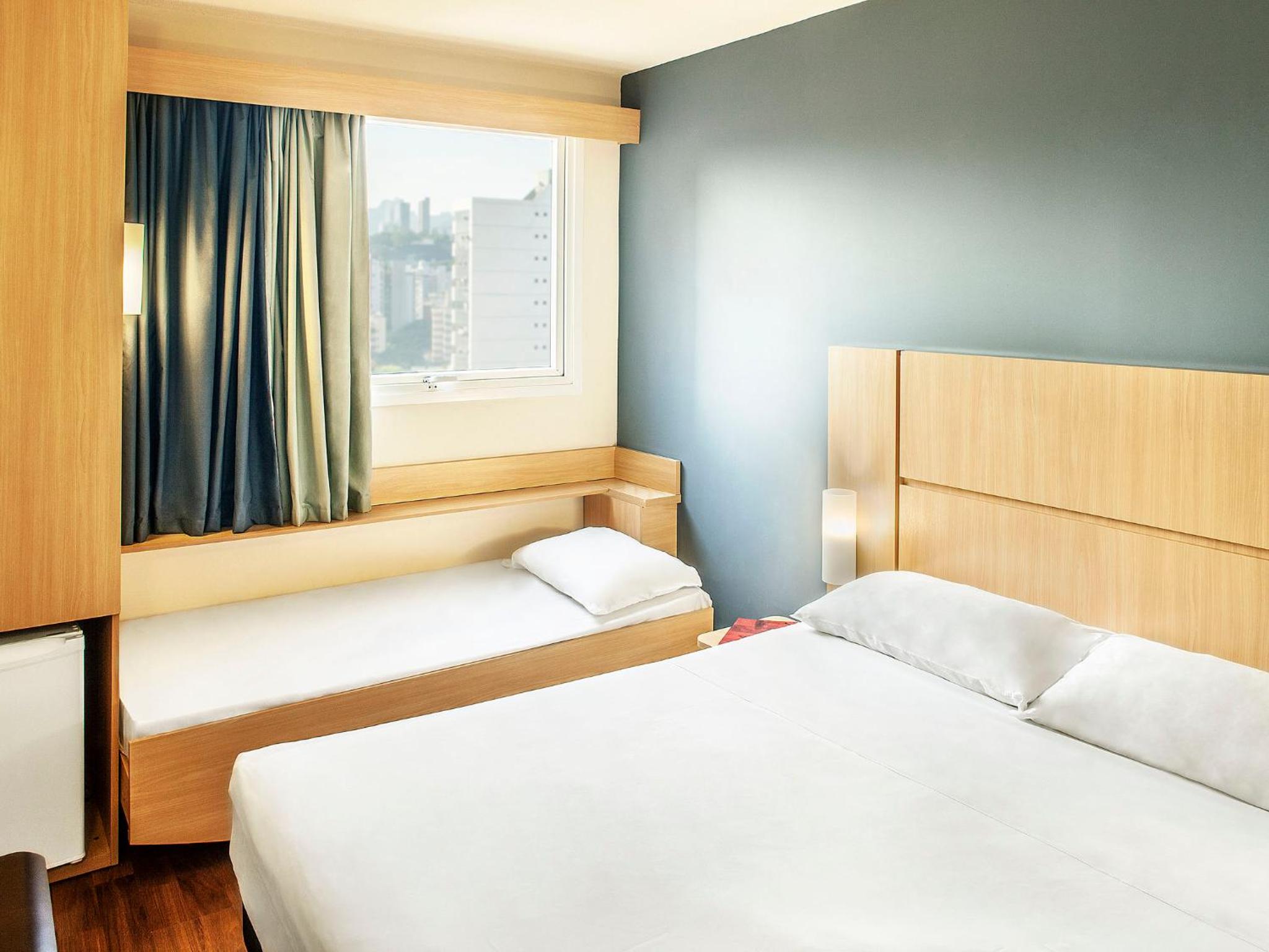 Standard Double Room with Child Bed photo 1